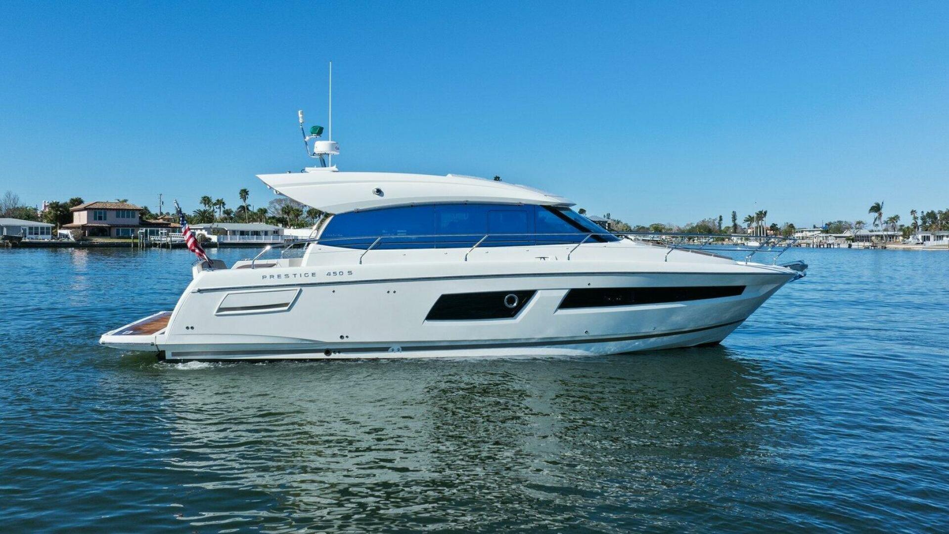 2014 Prestige 450 S