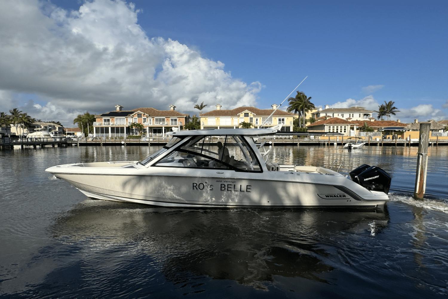 2019 Grady-White 370 Express