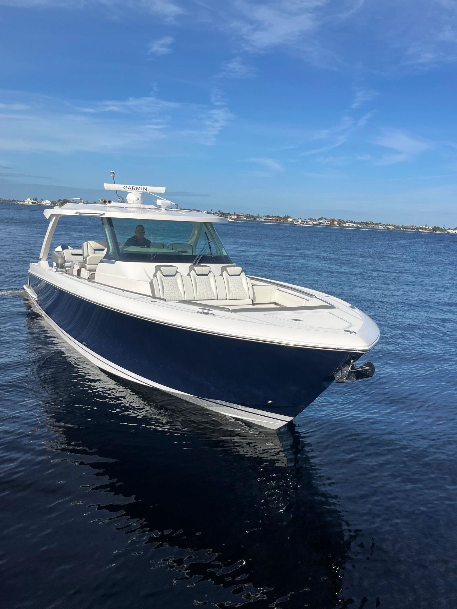 2023 Prestige 460
