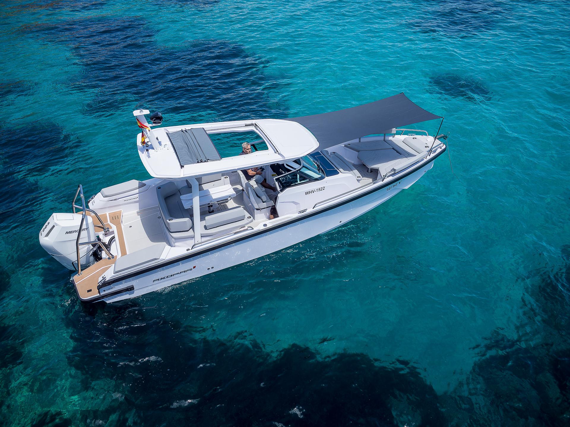 2025 De Antonio Yachts D50 Coupé yacht for sale in 