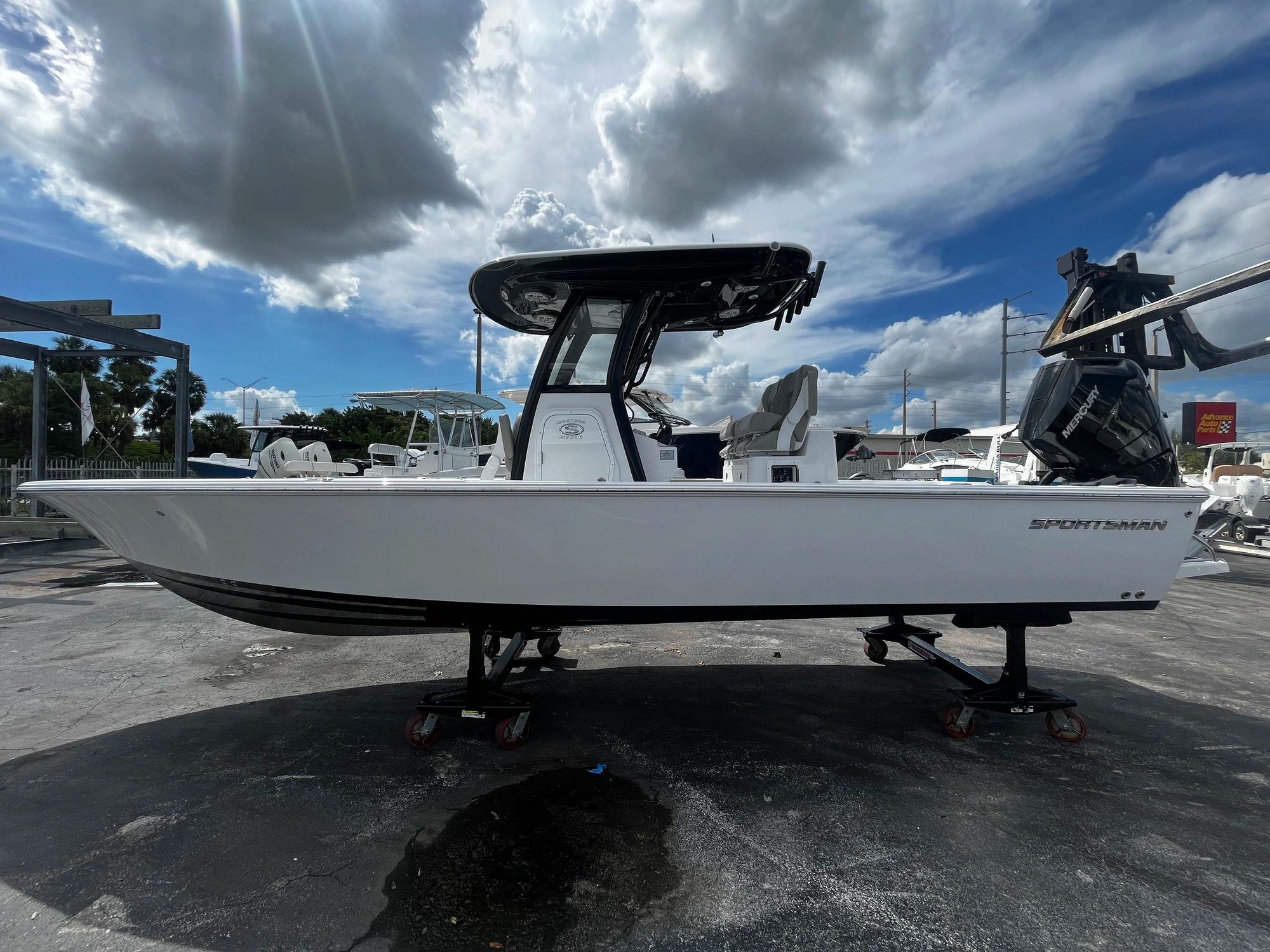 2022 Sea Pro 219 Center Console yacht for sale in 