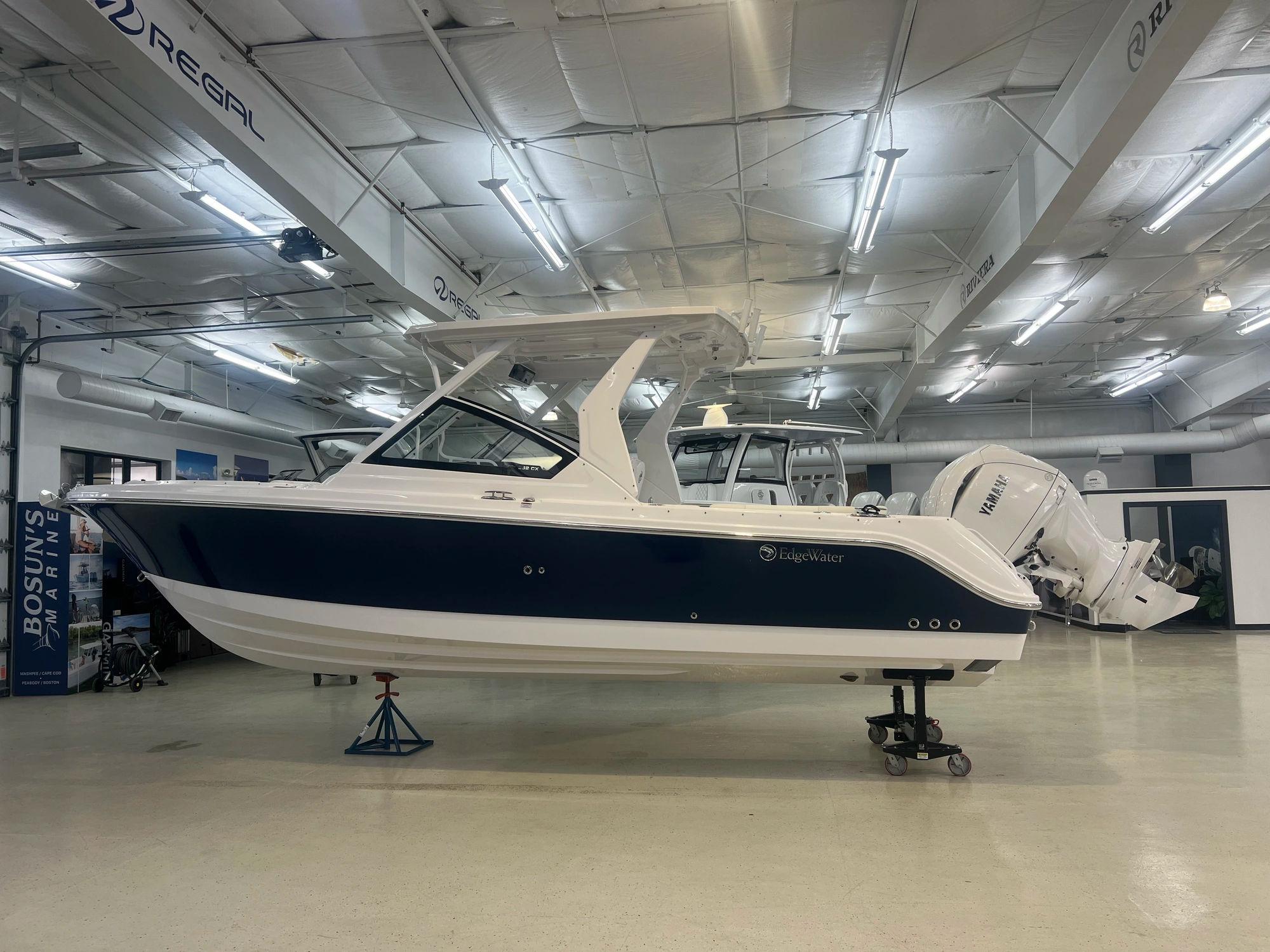 2025 Scout 175 Sport Dorado