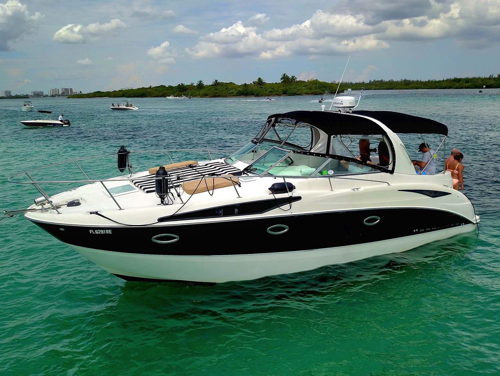 2020 Boston Whaler 380 Realm