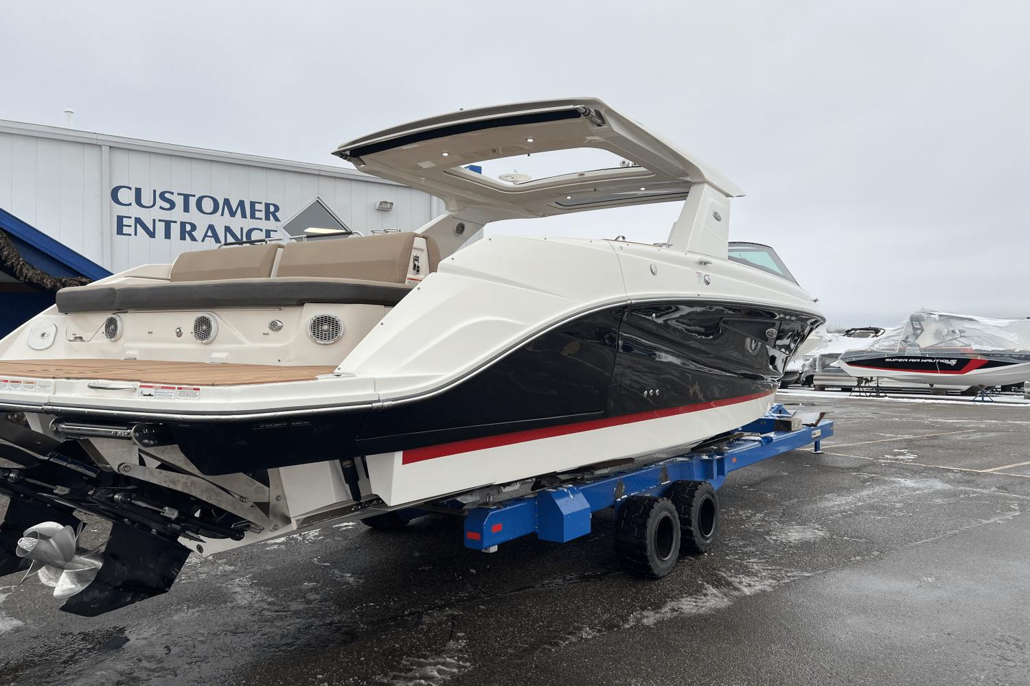 2000 Contender 27 Open yacht for sale in 