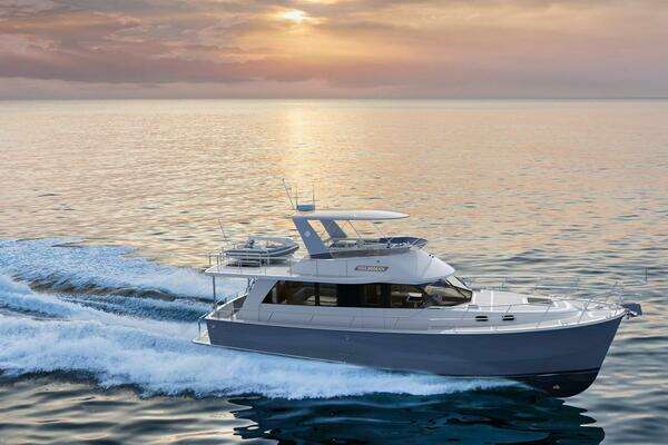 2025 Helmsman Trawlers 43' (13.11 m) 43 Sedan