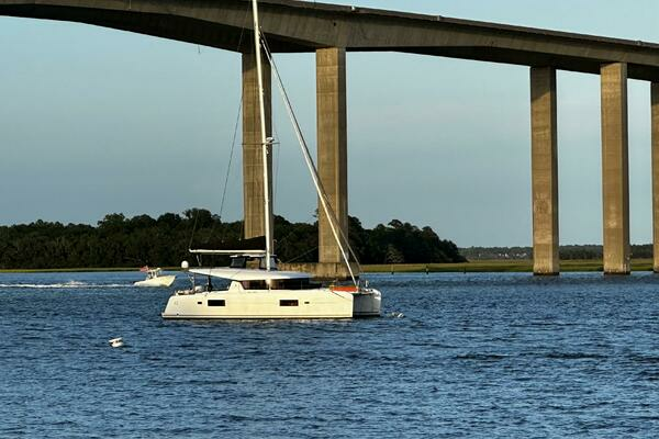2017 Lagoon 42' (12.80 m) 42