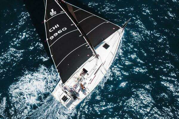 2025 J Boats 32' (9.75 m) J/99