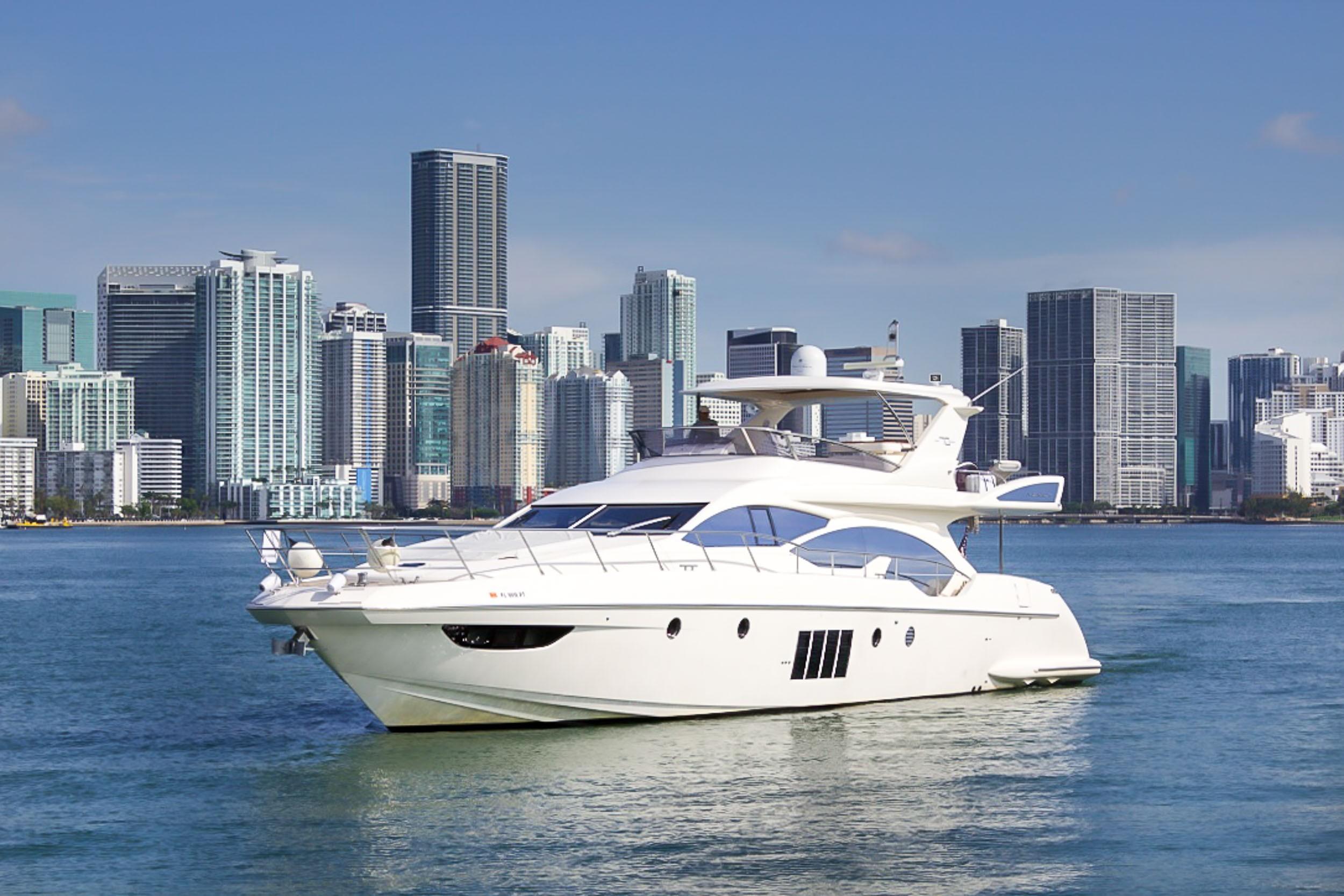 2011 Azimut 70