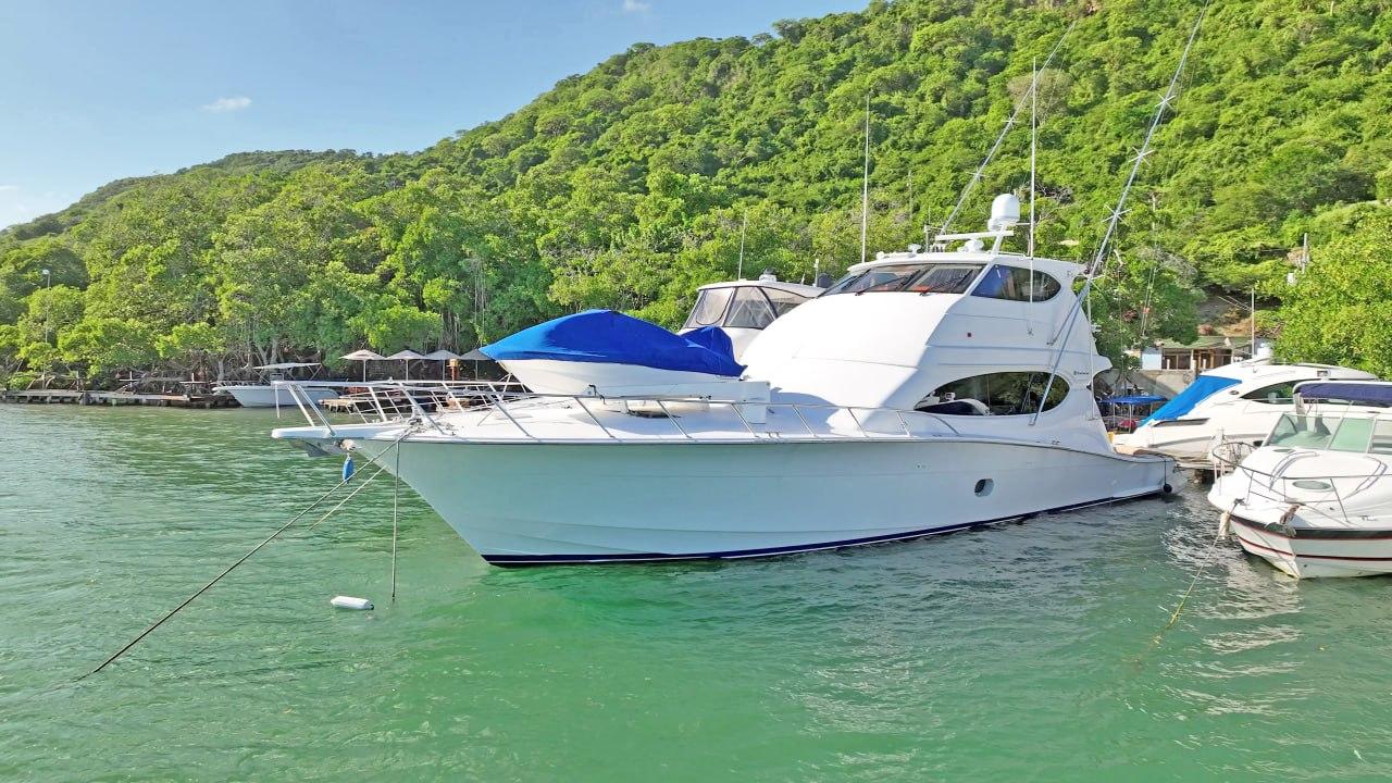 2007 Hatteras 68 Convertible