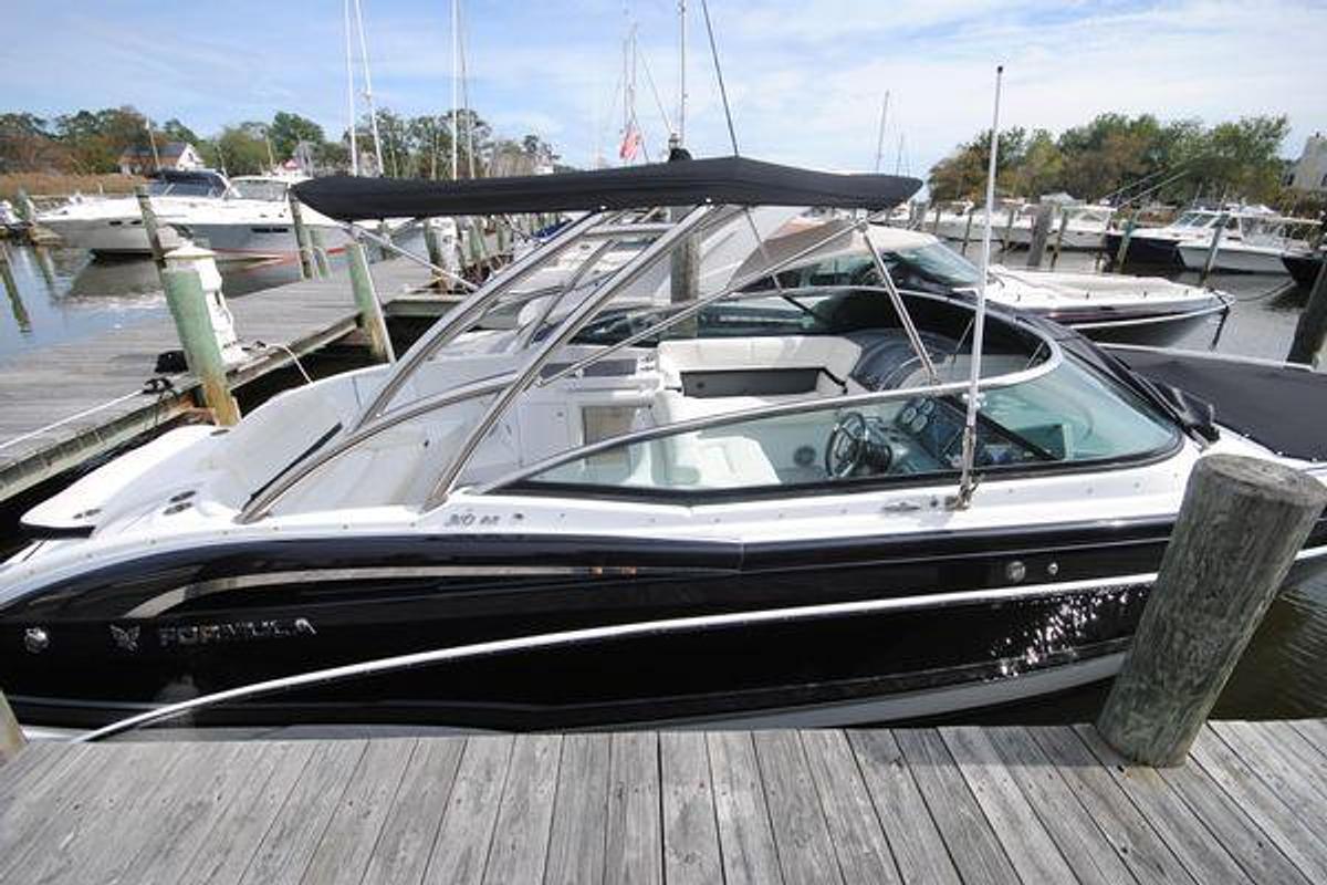2015 Formula 310 Bowrider