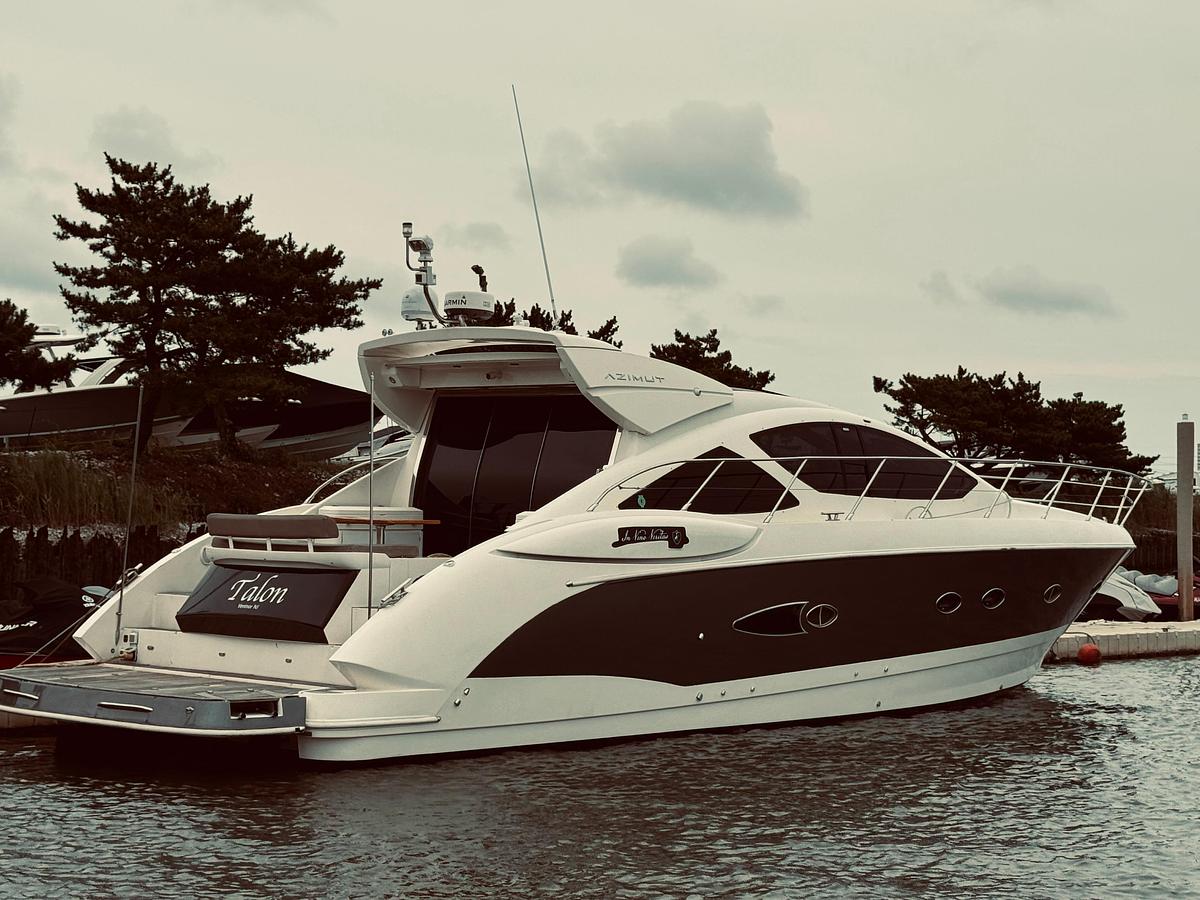 2009 Azimut Atlantis 50