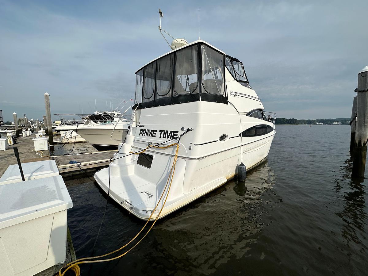 2002 Carver 346MY