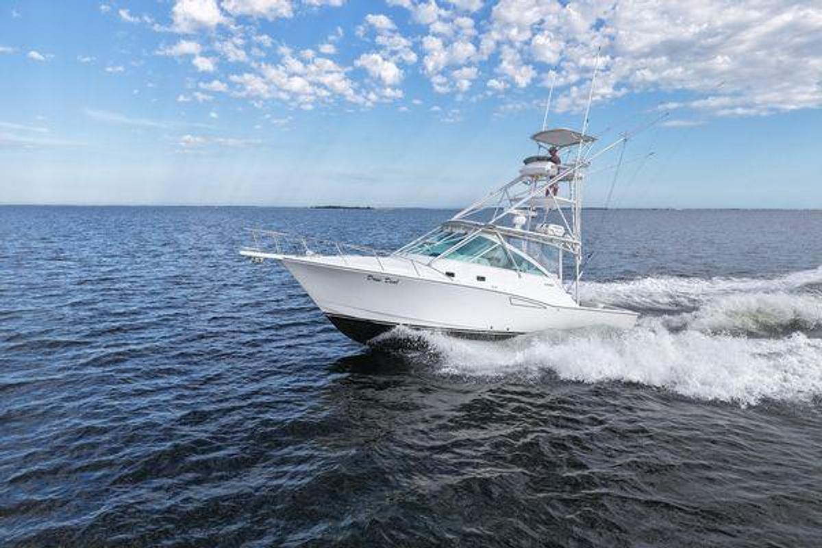 2001 Cabo 35 Express