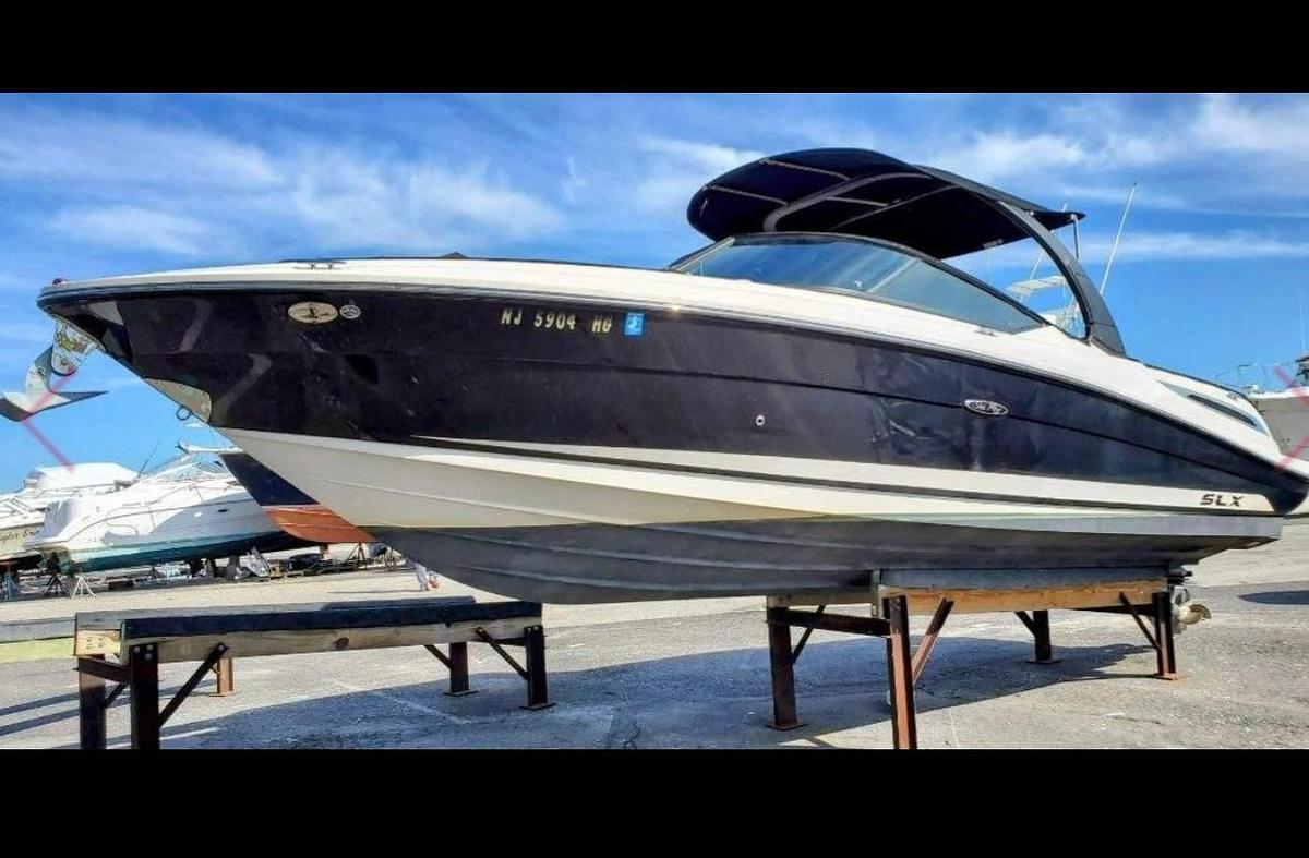 2015 Sea Ray 270 SLX