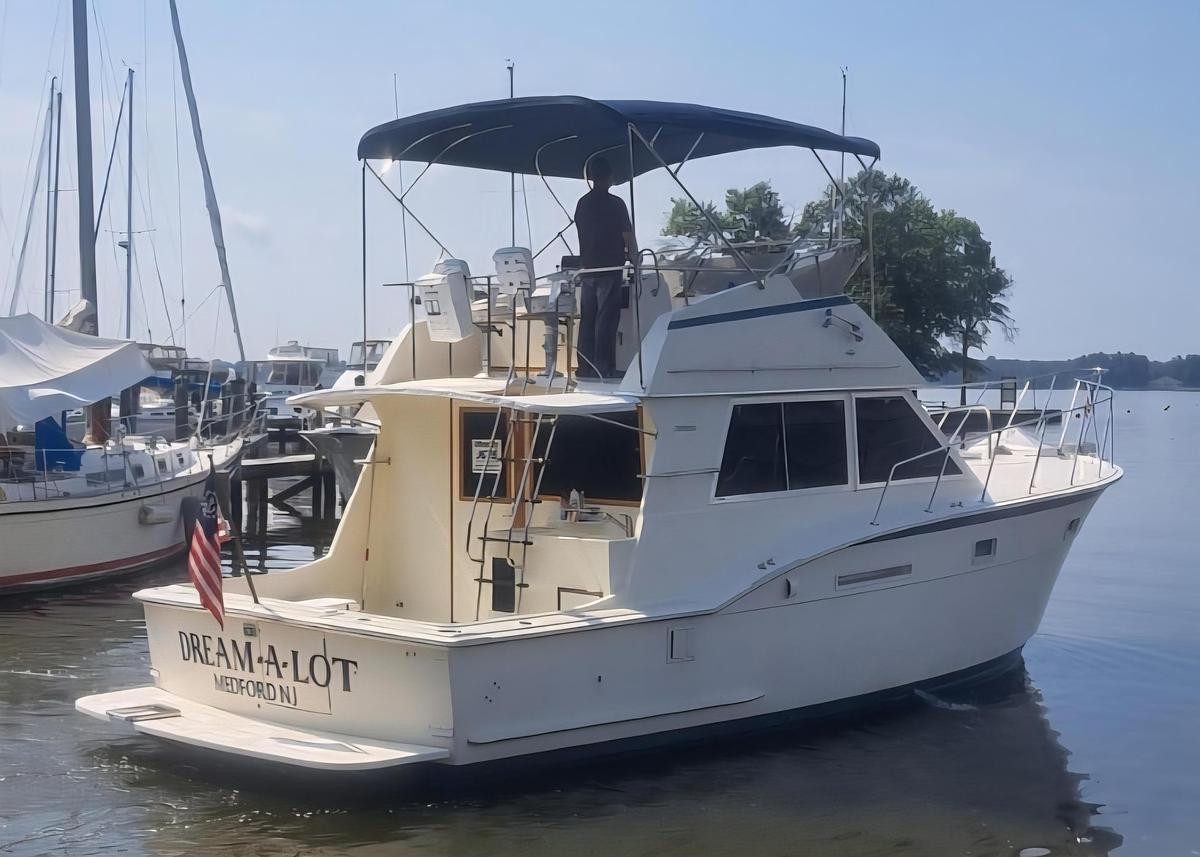 1978 Hatteras 37 Convertible