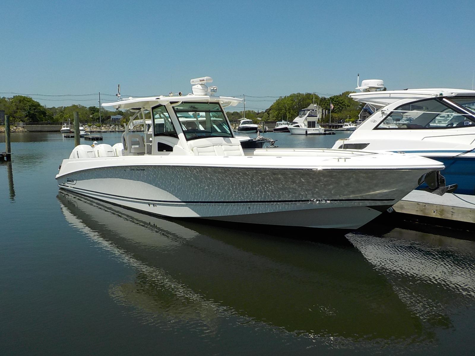 2016 Boston Whaler 370 Outrage Boston Whaler 370 Outrage