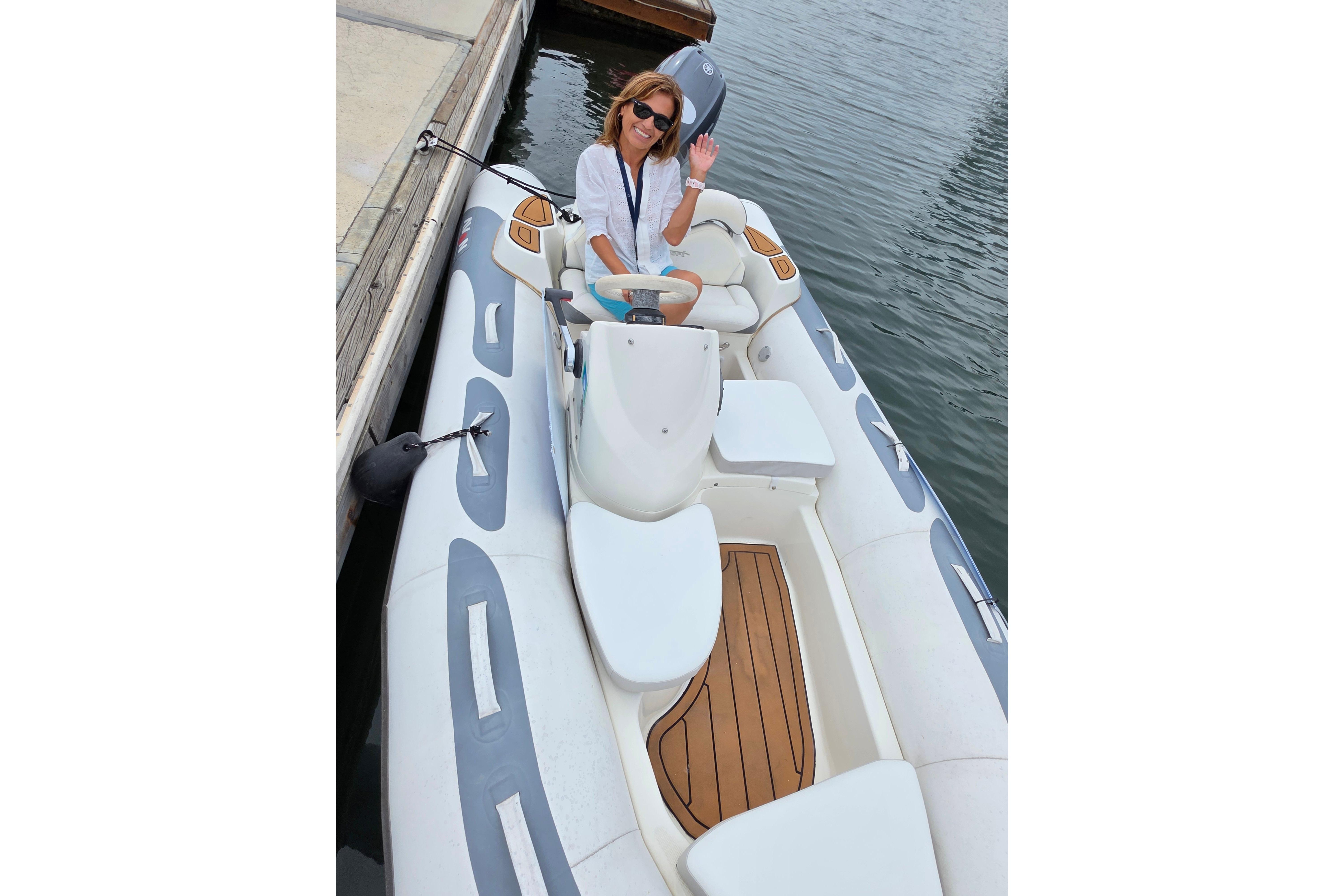 2017 Avon Seasport 400DL
