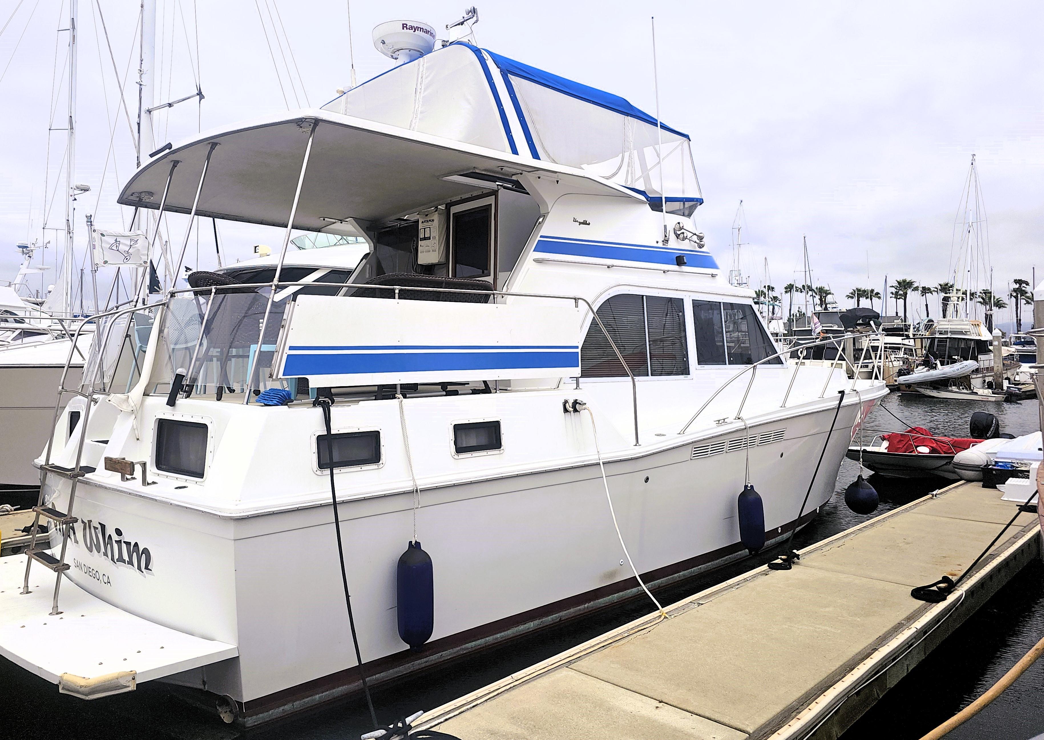 1984 Uniflite 42 Double Cabin yacht for sale in