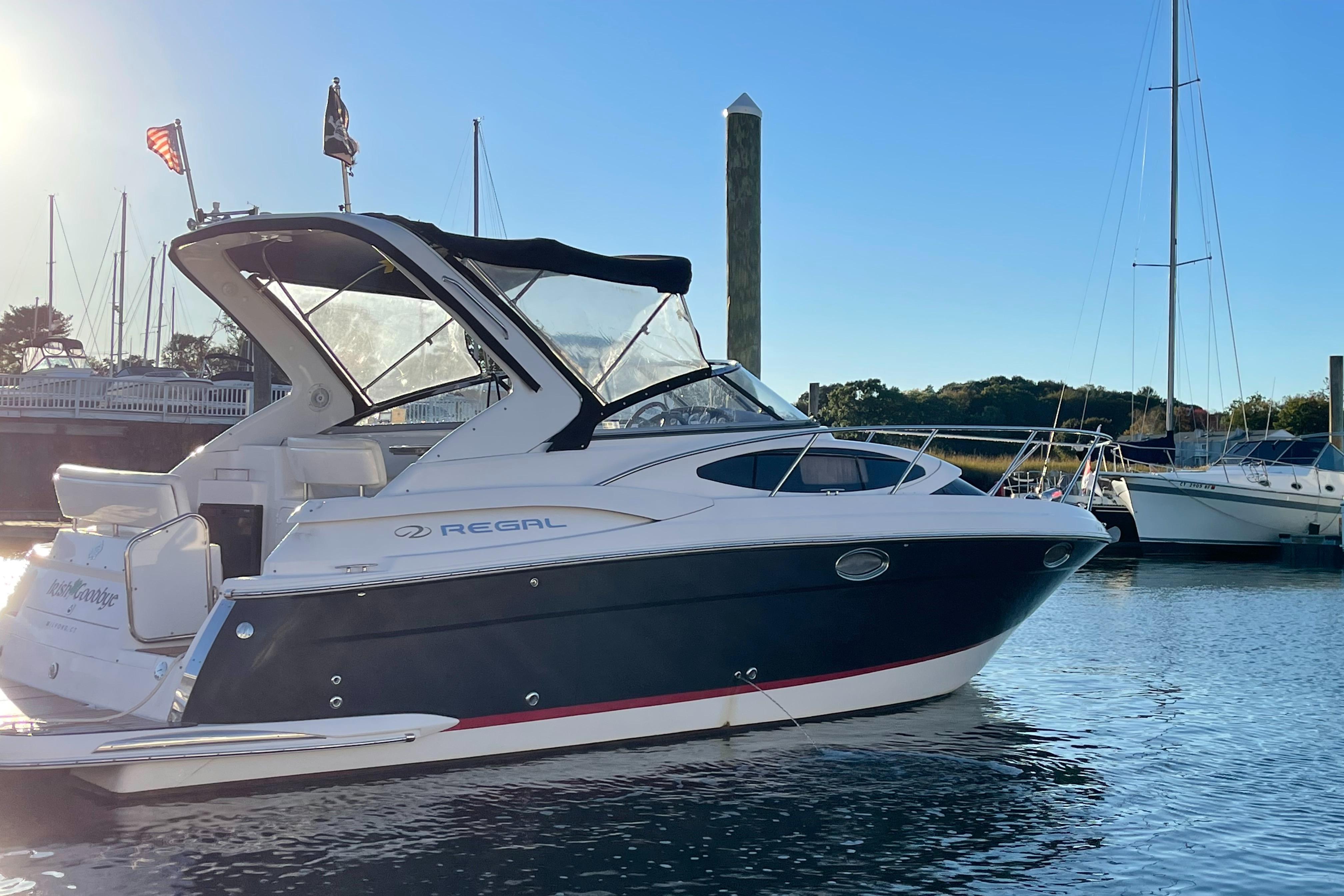 2006 Regal 3060 Window Express