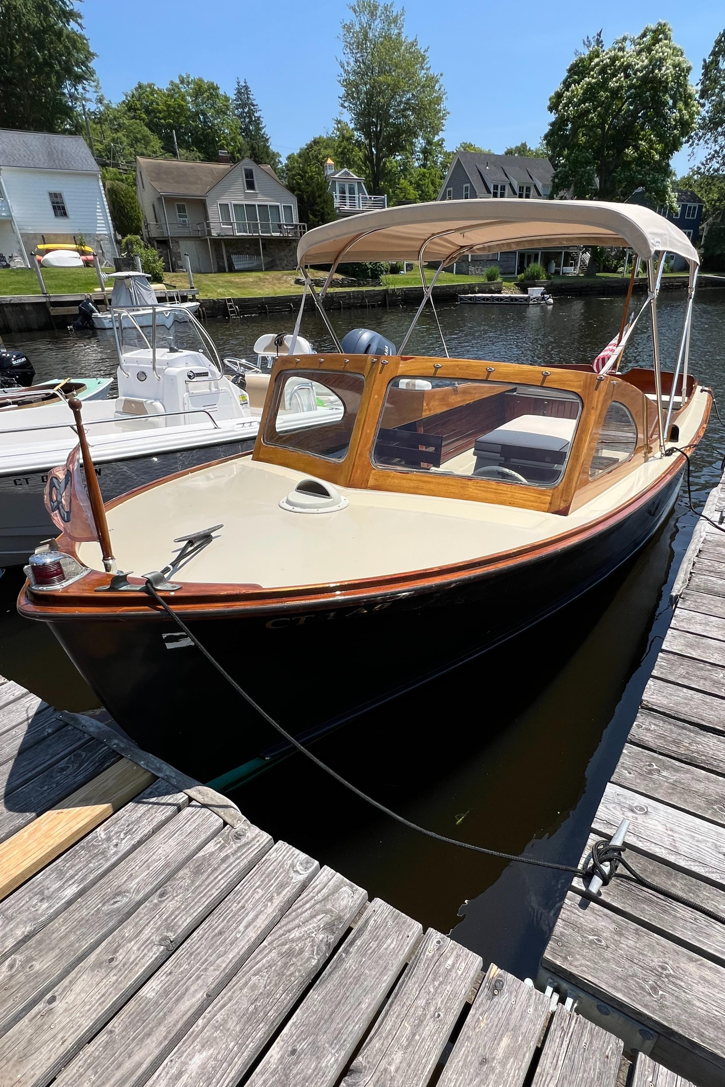 1952 Custom 1952/3 Palmer Scott 22' Bass Boat (#3050)