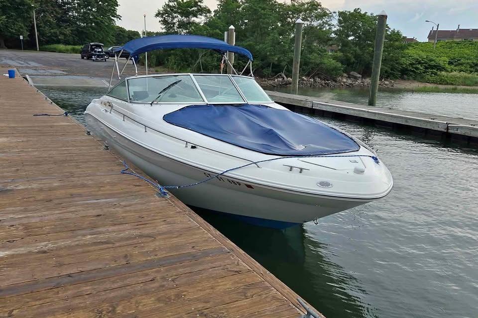 1999 Sea Ray 280 Bow Rider