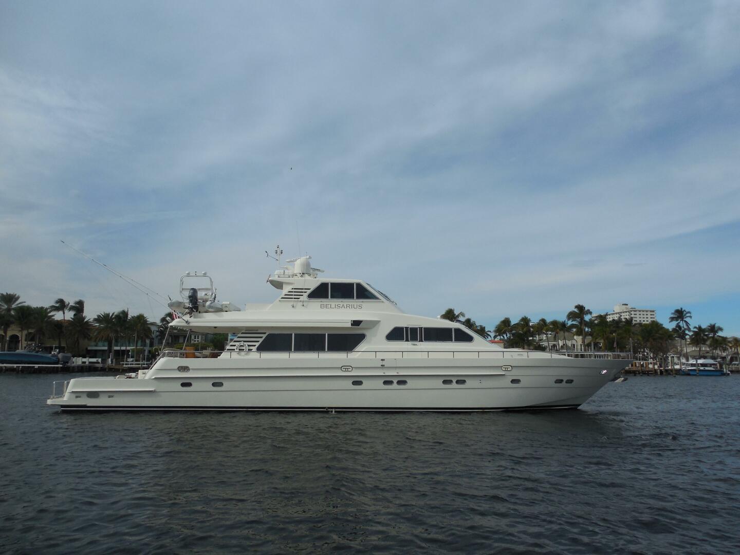 2001 HORIZON 92 COCKPIT SKYLOUNGE yacht for sale in 