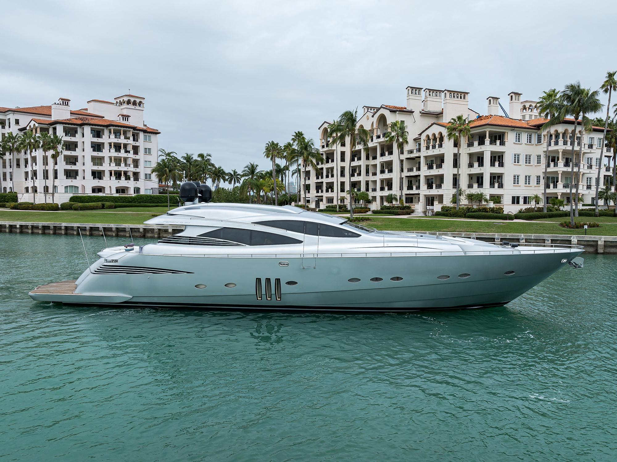2009 PERSHING 90 EXPRESS