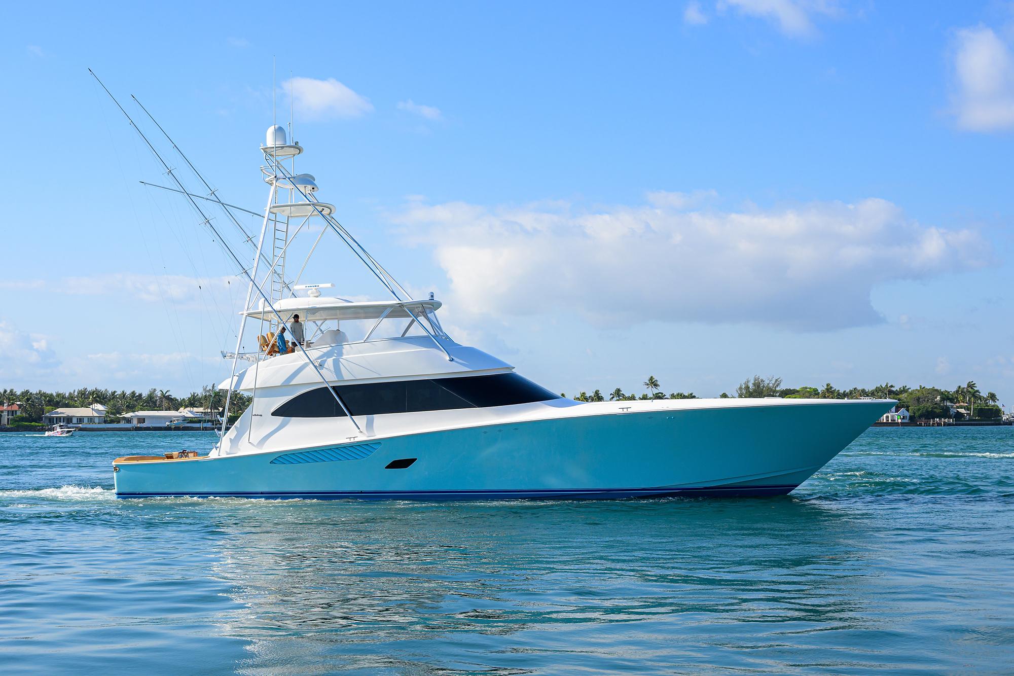 2013 VIKING 82 CONVERTIBLE