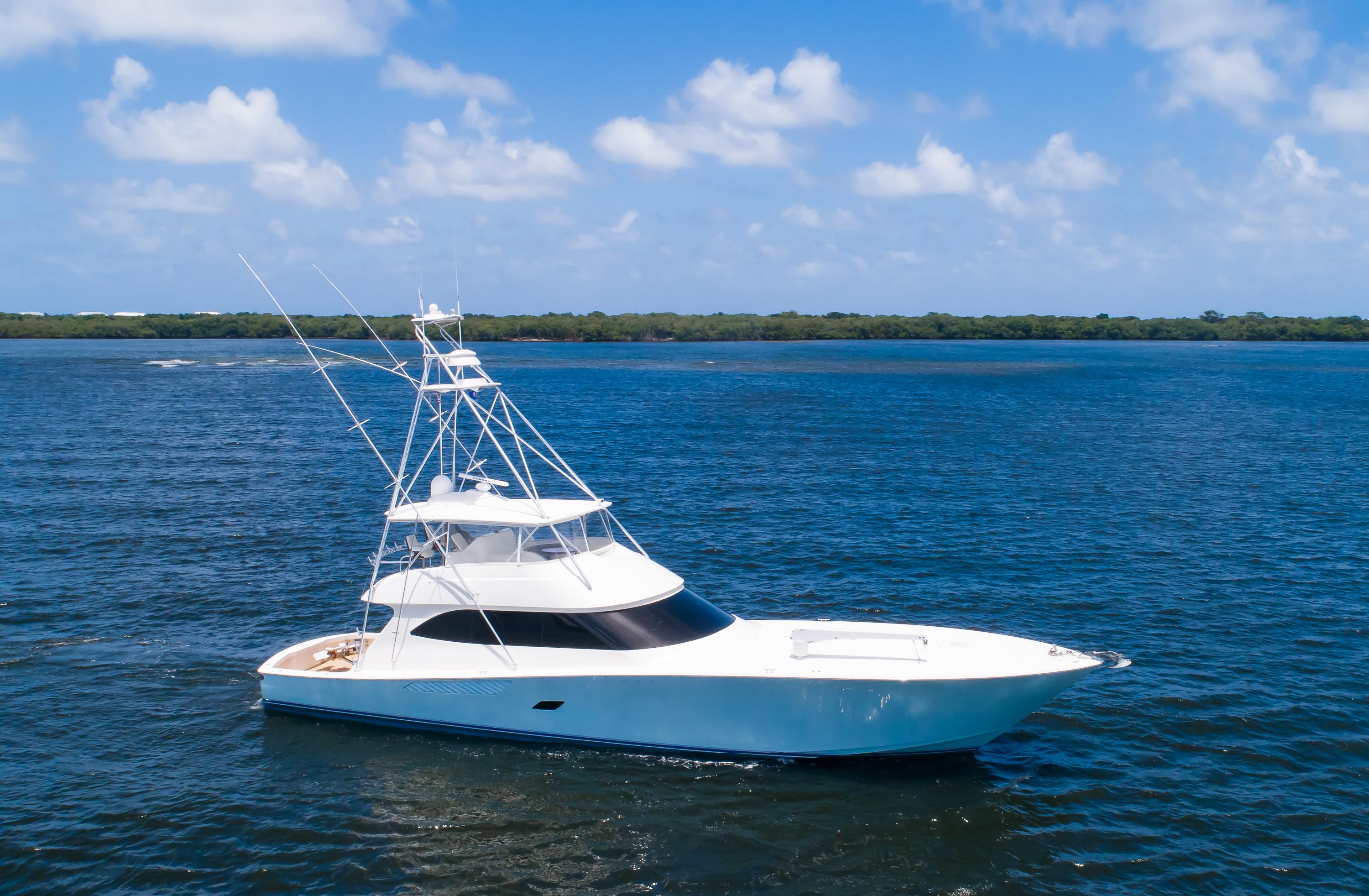 2010 VIKING 82 CONVERTIBLE