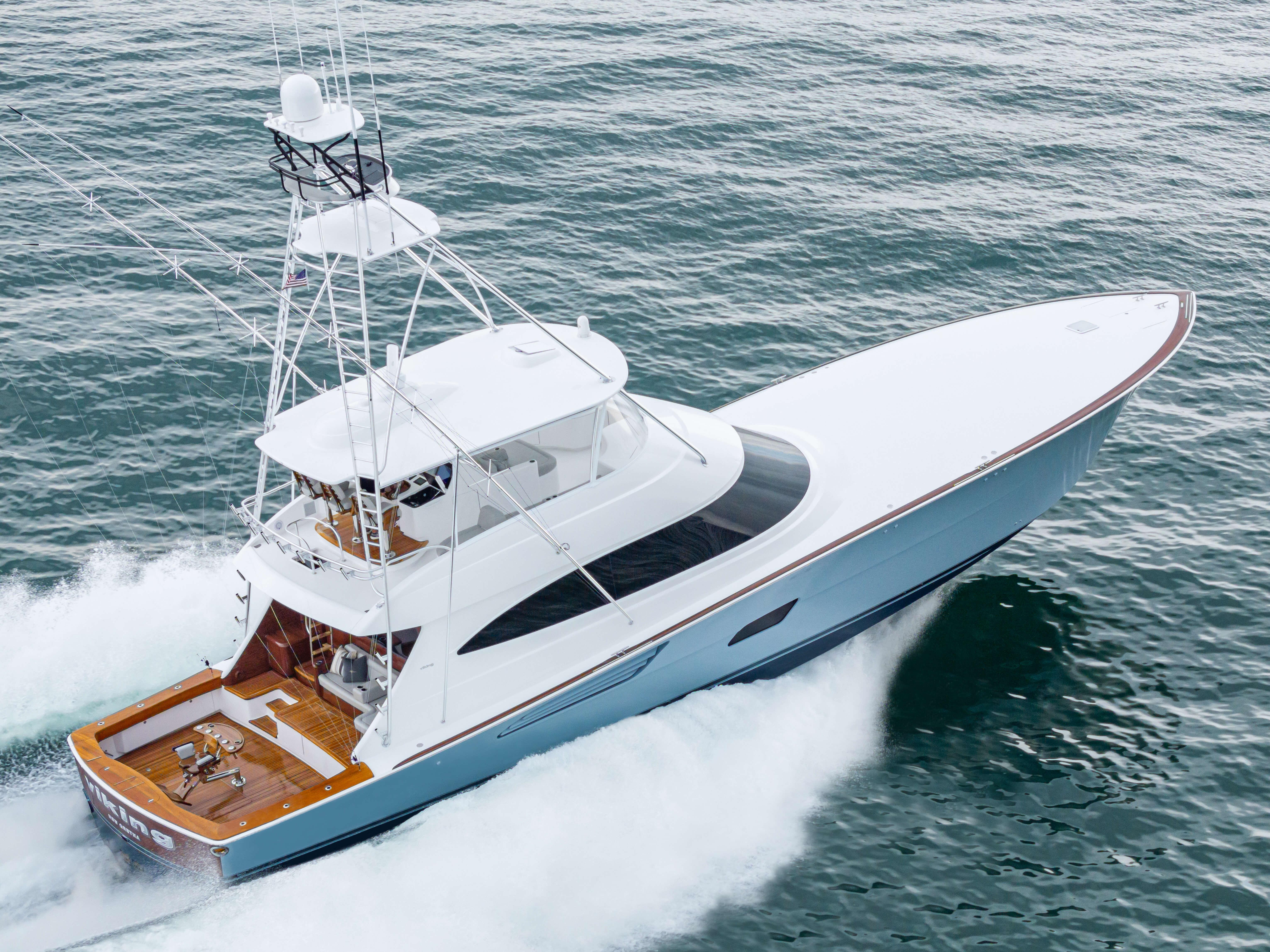 2026 VIKING 82 CONVERTIBLE