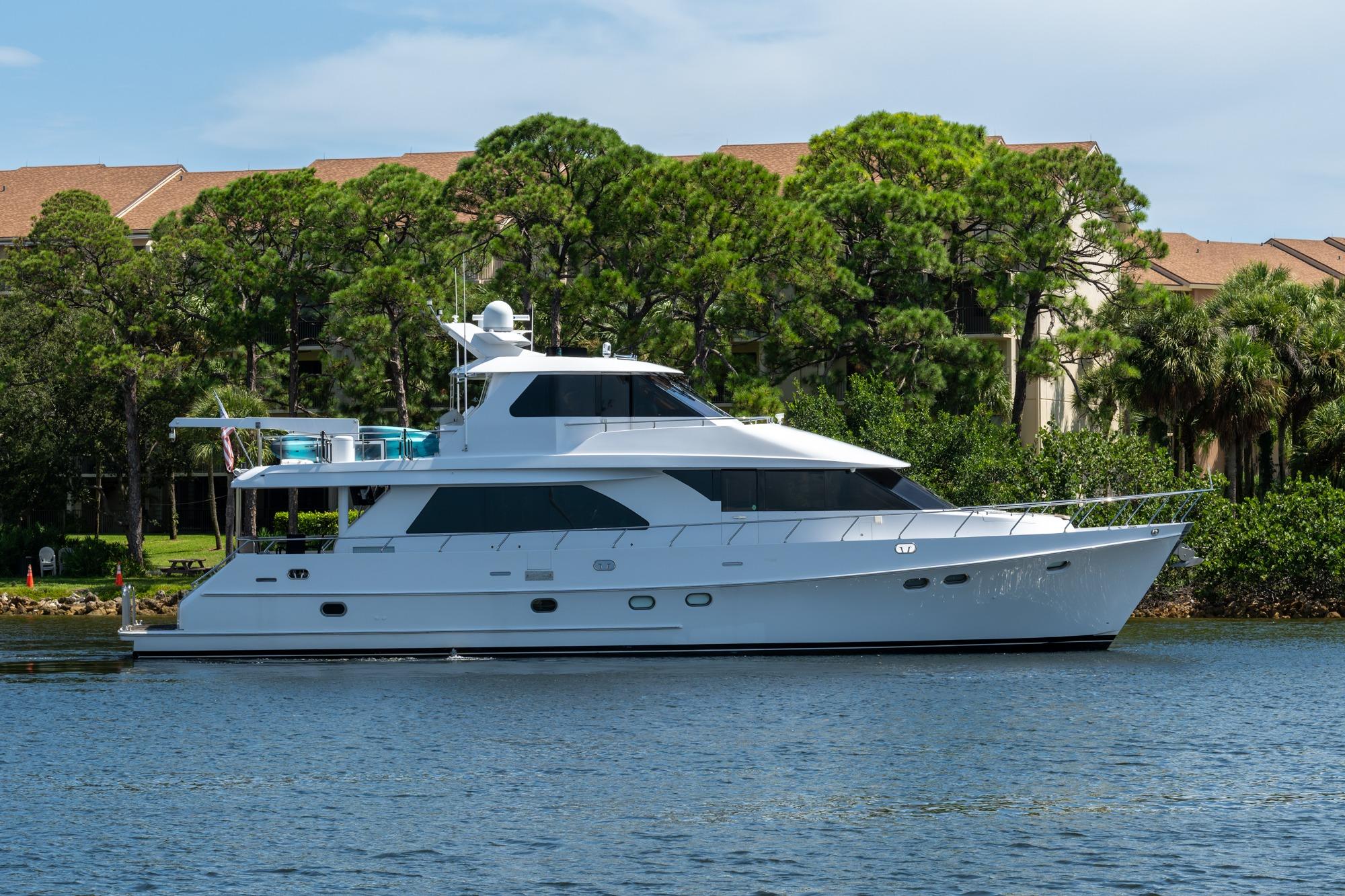 2005 OCEAN ALEXANDER 78 PILOTHOUSE