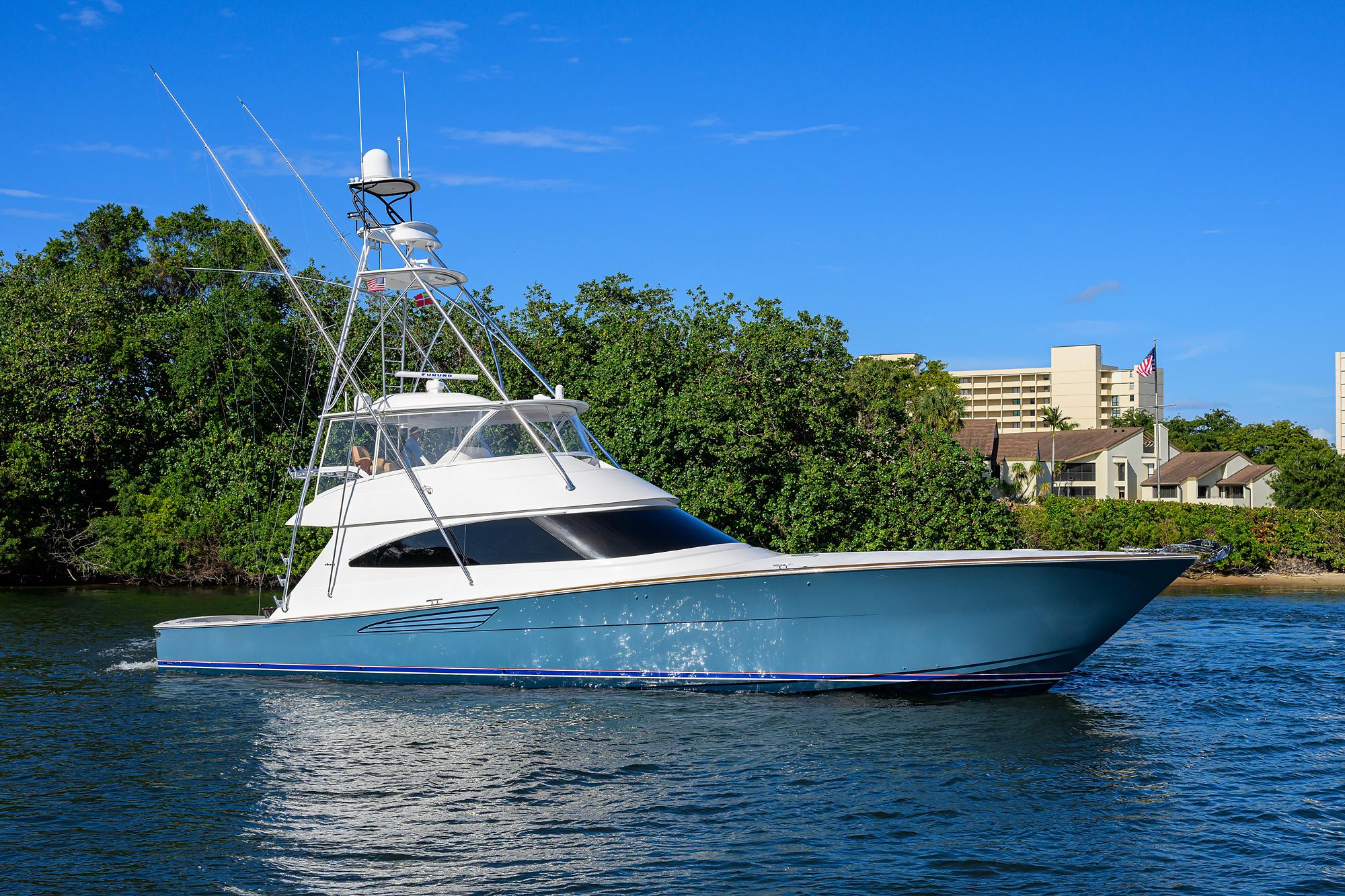 2021 VIKING 72 CONVERTIBLE