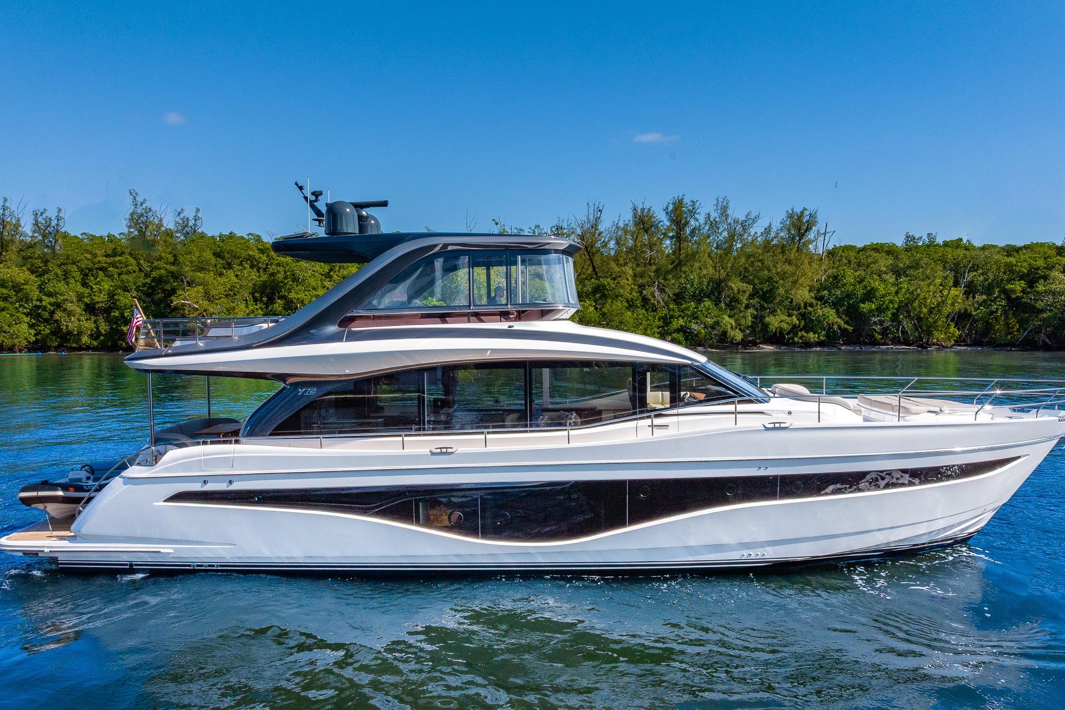 2023 PRINCESS Y72