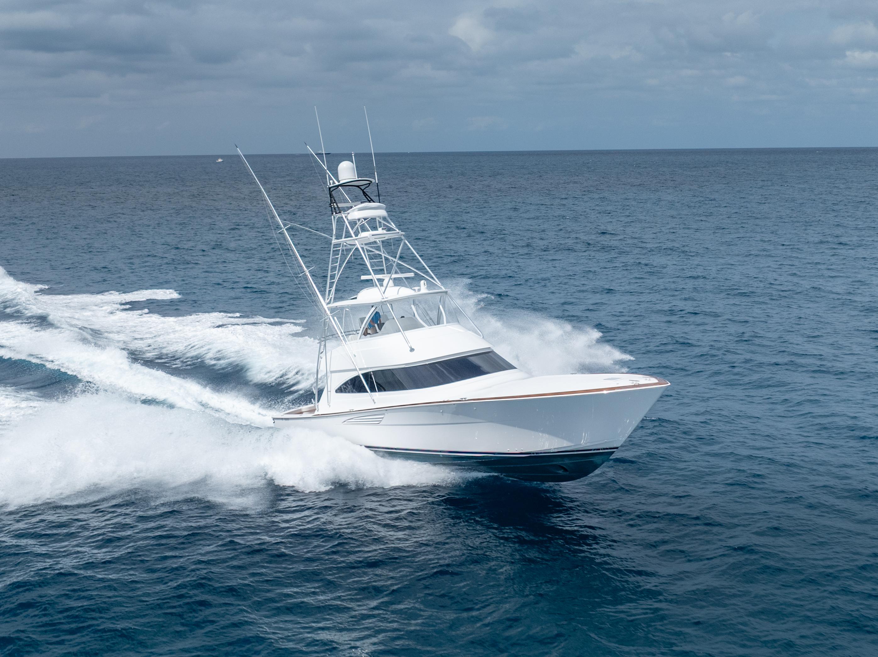 2025 VIKING 58 CONVERTIBLE (58-552)