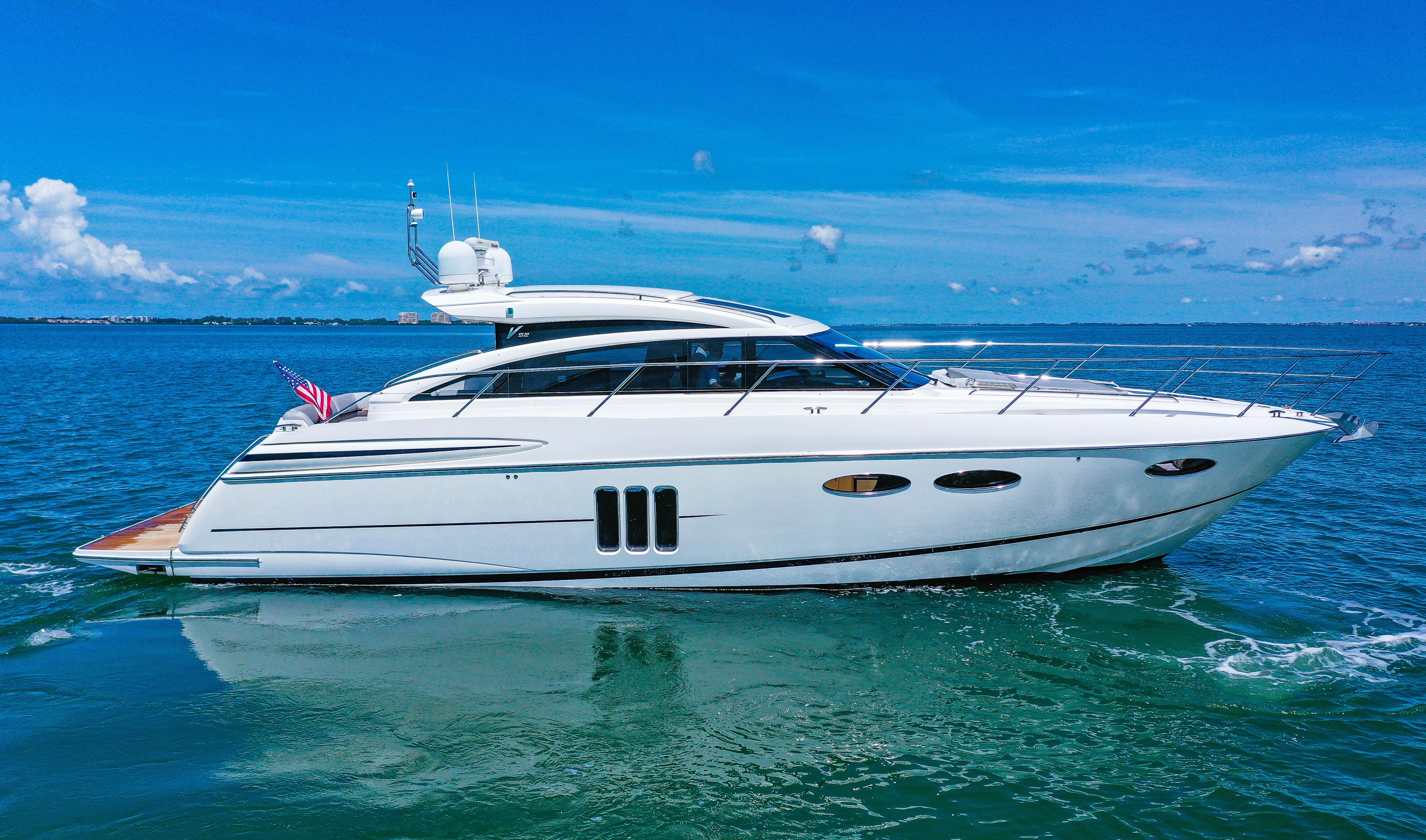 2011 PRINCESS V52