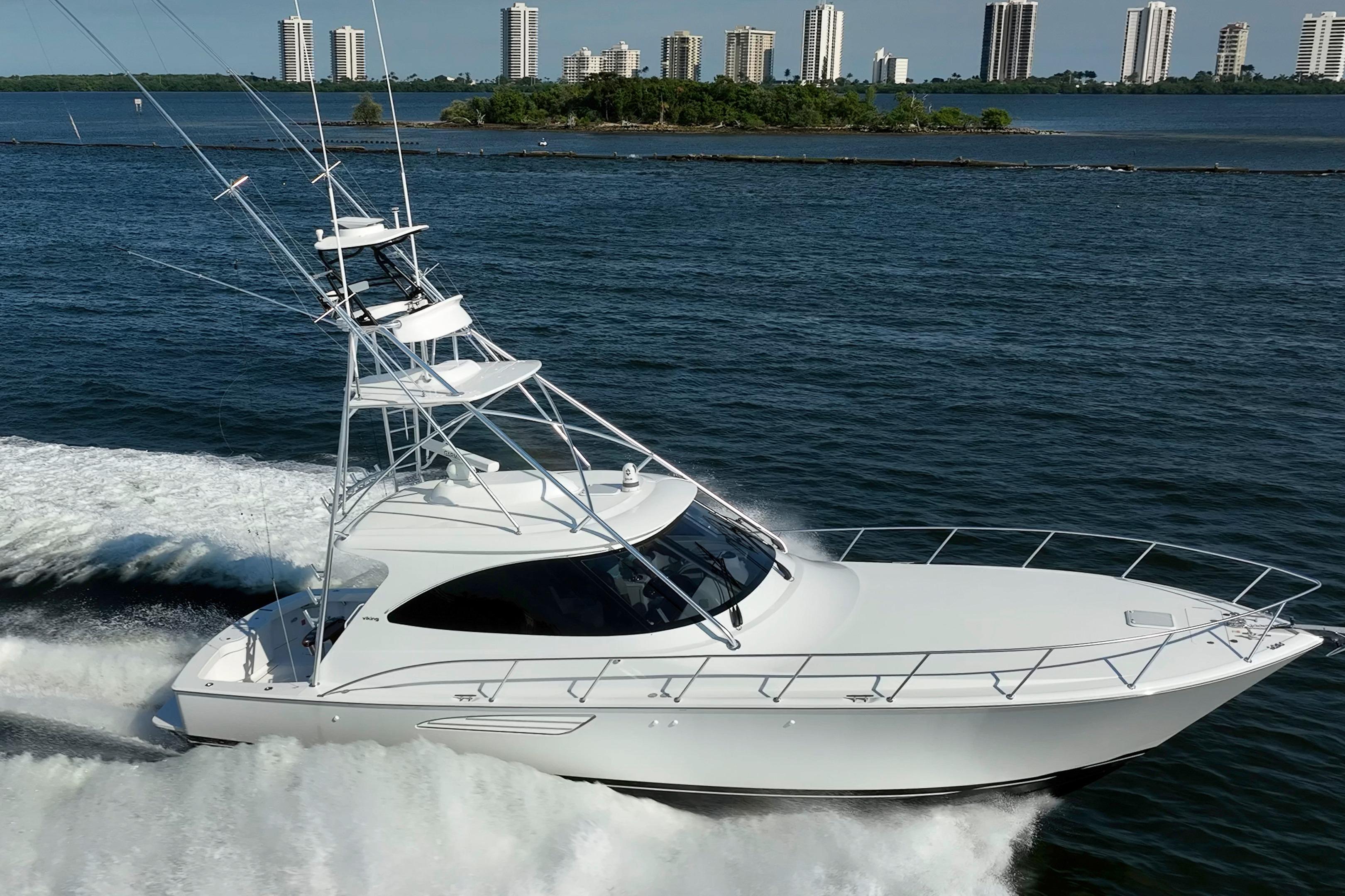 2023 VIKING 48 SPORT TOWER