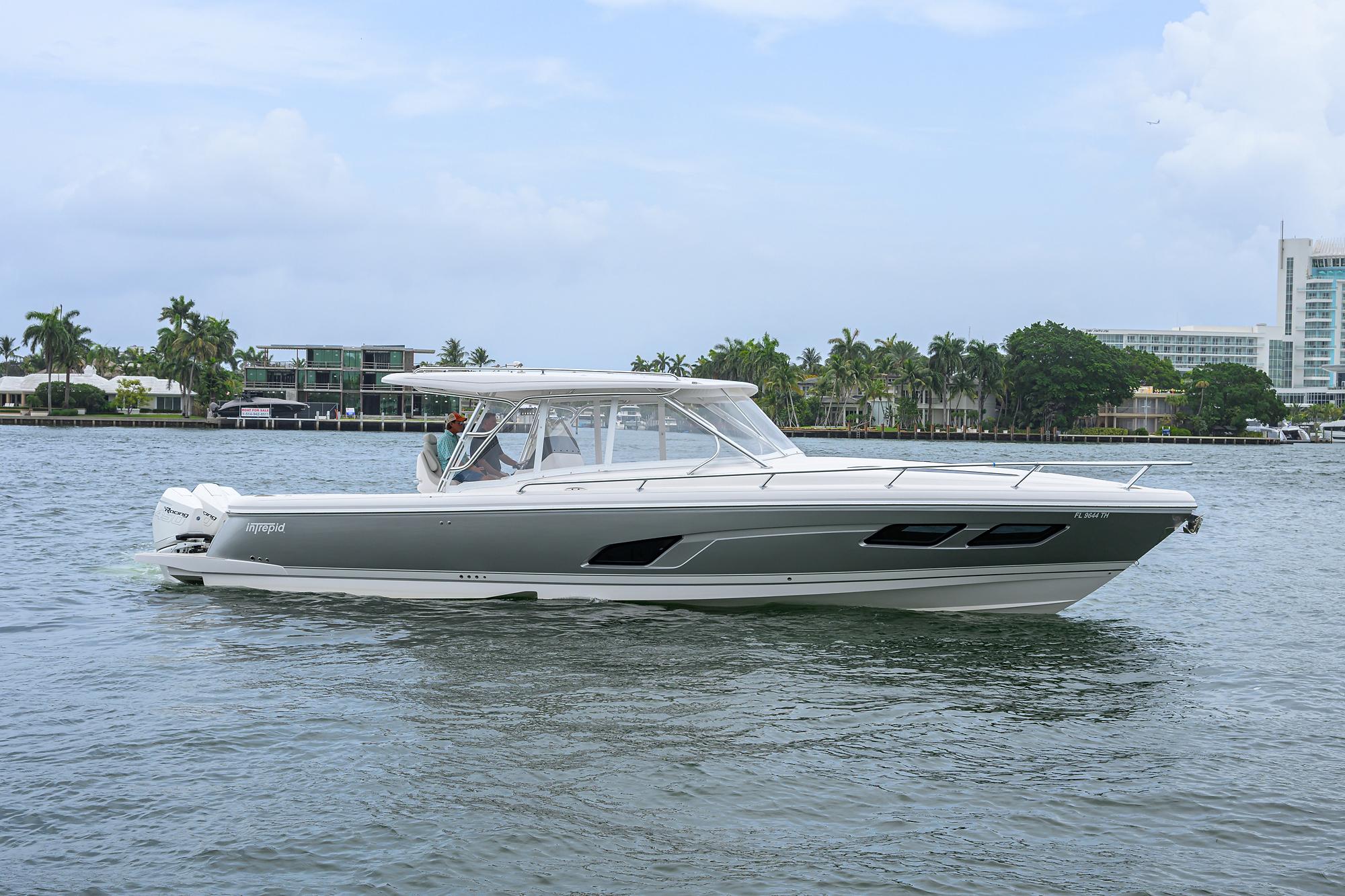 2023 INTREPID 41 VALOR