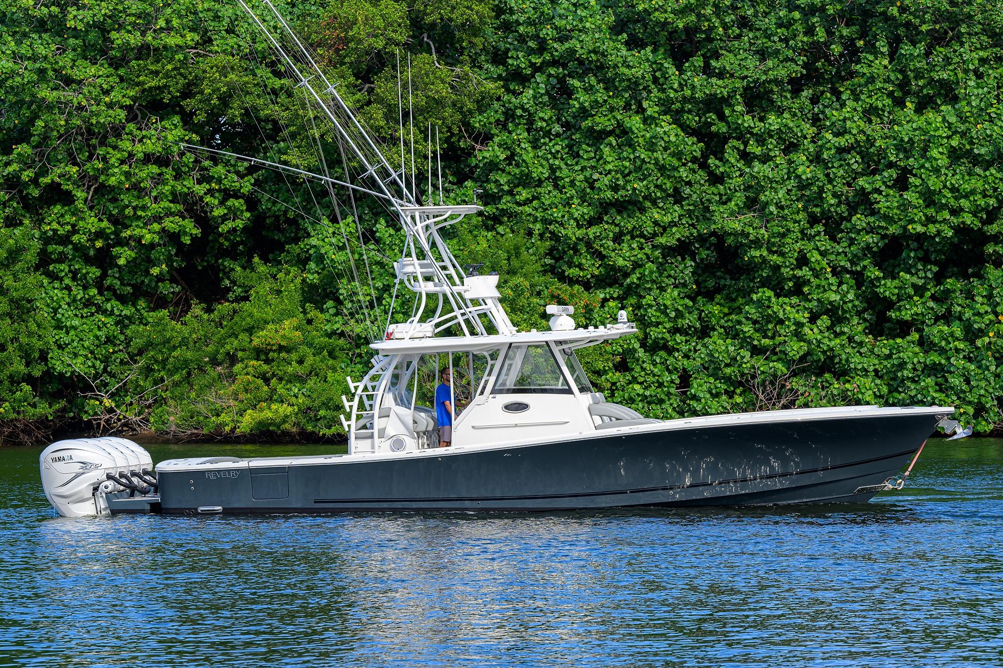 2021 REGULATOR 41