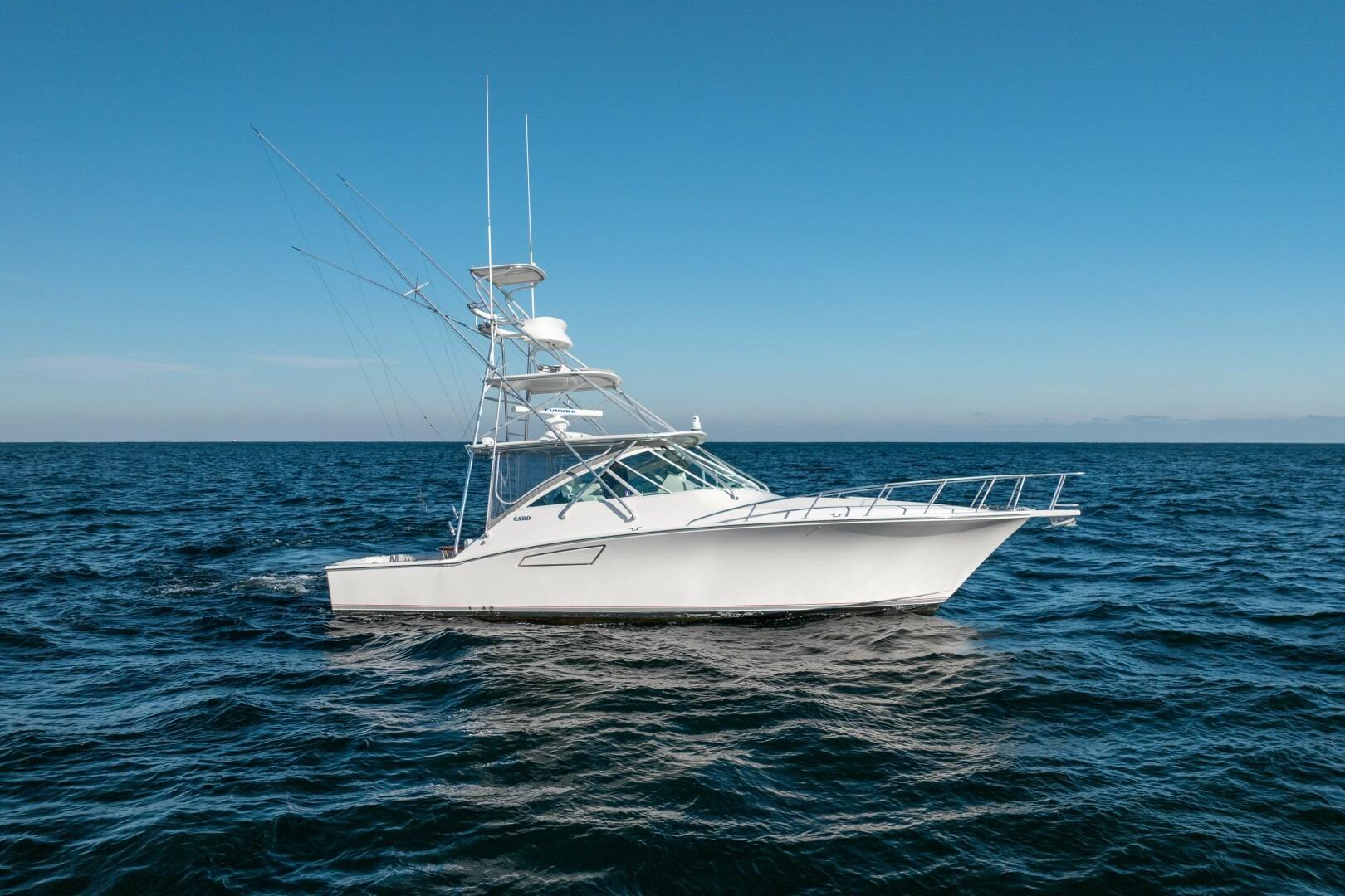 2007 CABO 40 EXPRESS