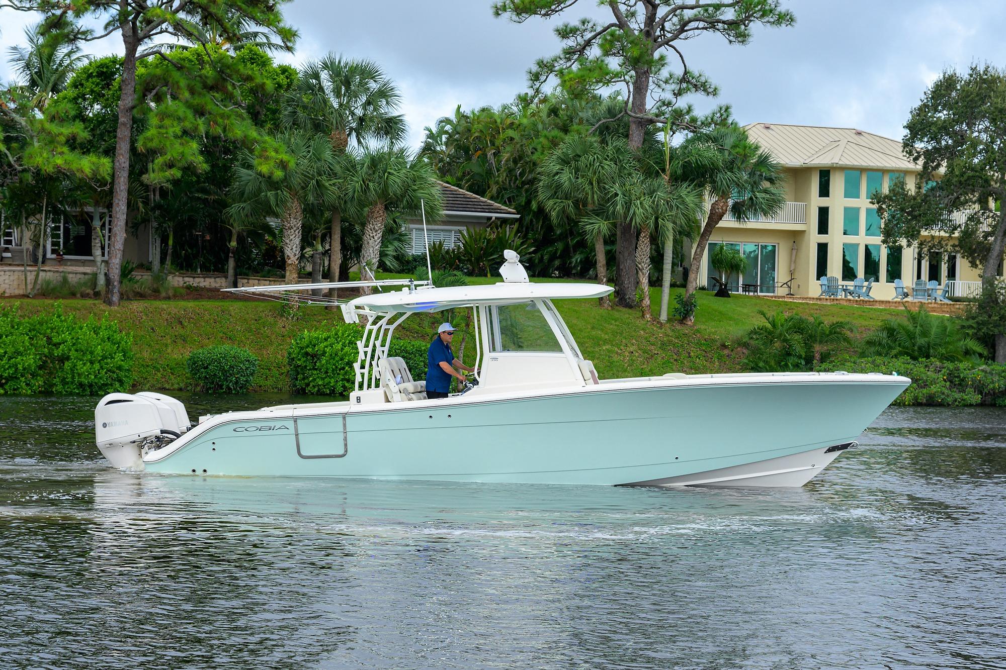 2020 COBIA 350 CENTER CONSOLE