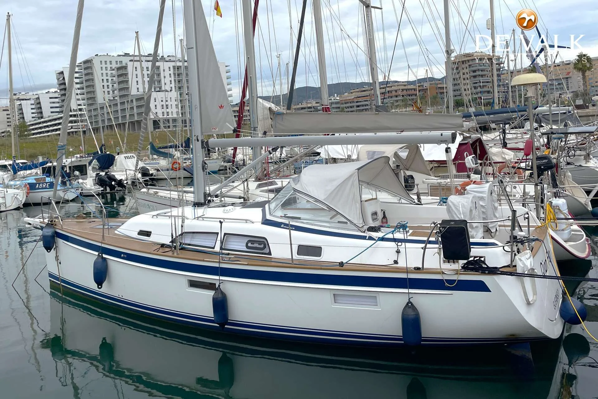 2022 Hallberg-Rassy 340