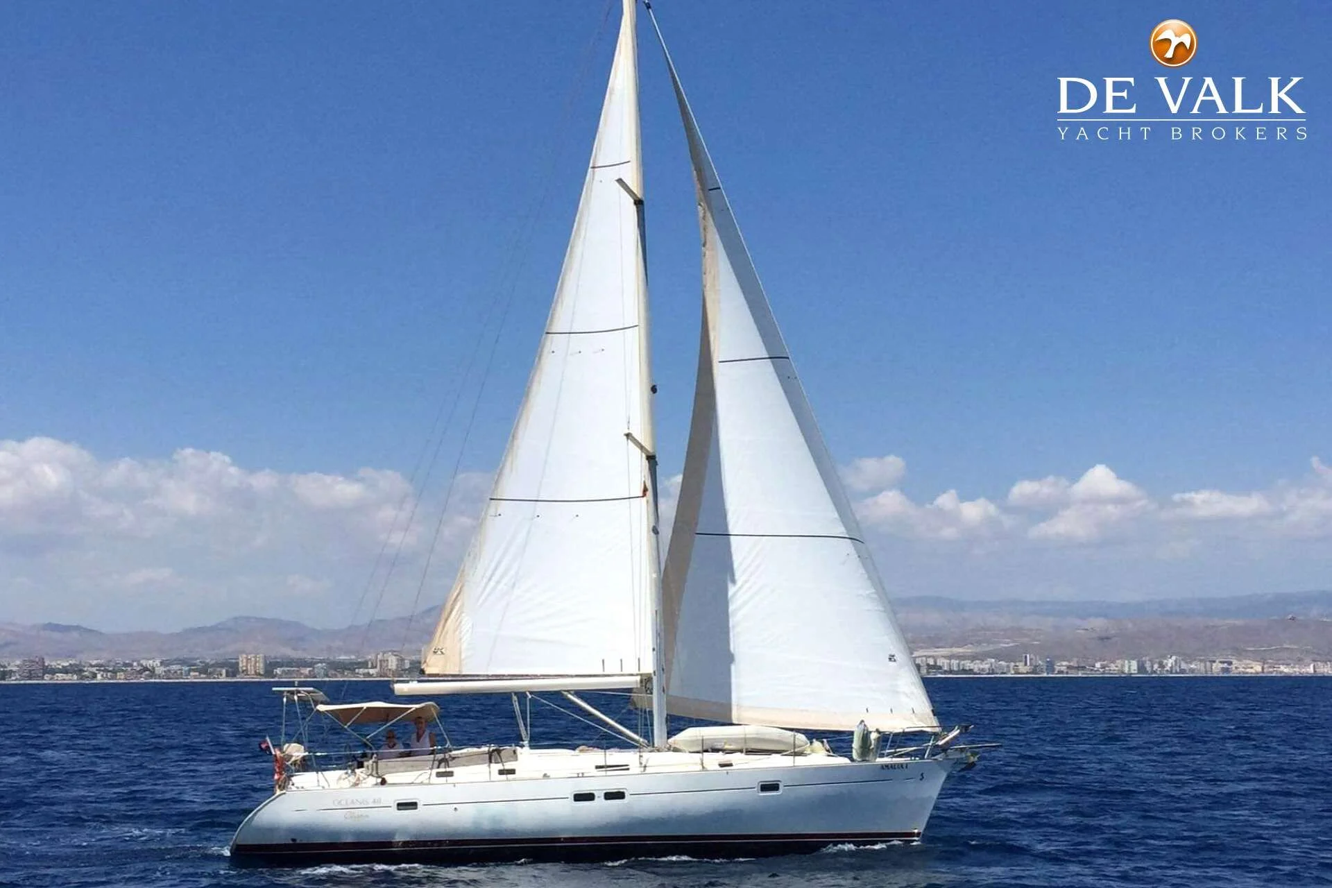 2001 Beneteau Oceanis Clipper 411 yacht for sale in 