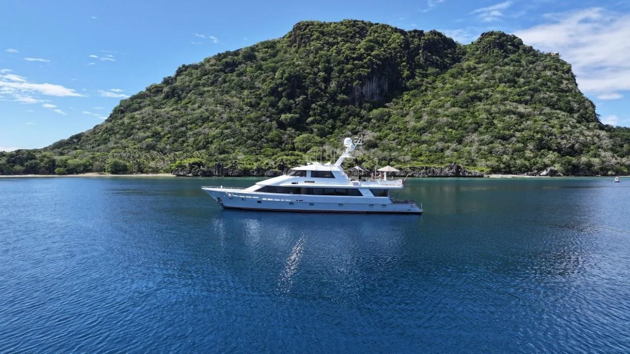 1994 Westport 115 yacht for sale in