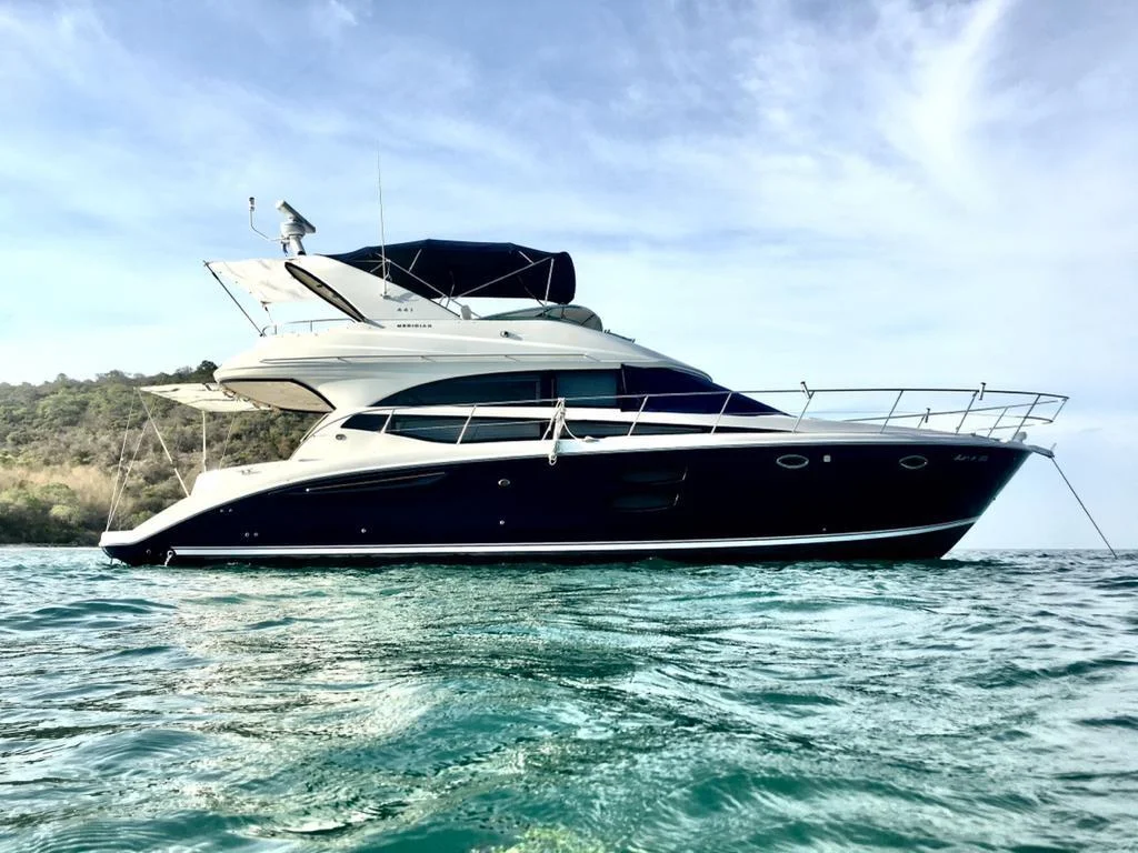2012 Meridian 441 Sedan yacht for sale in 