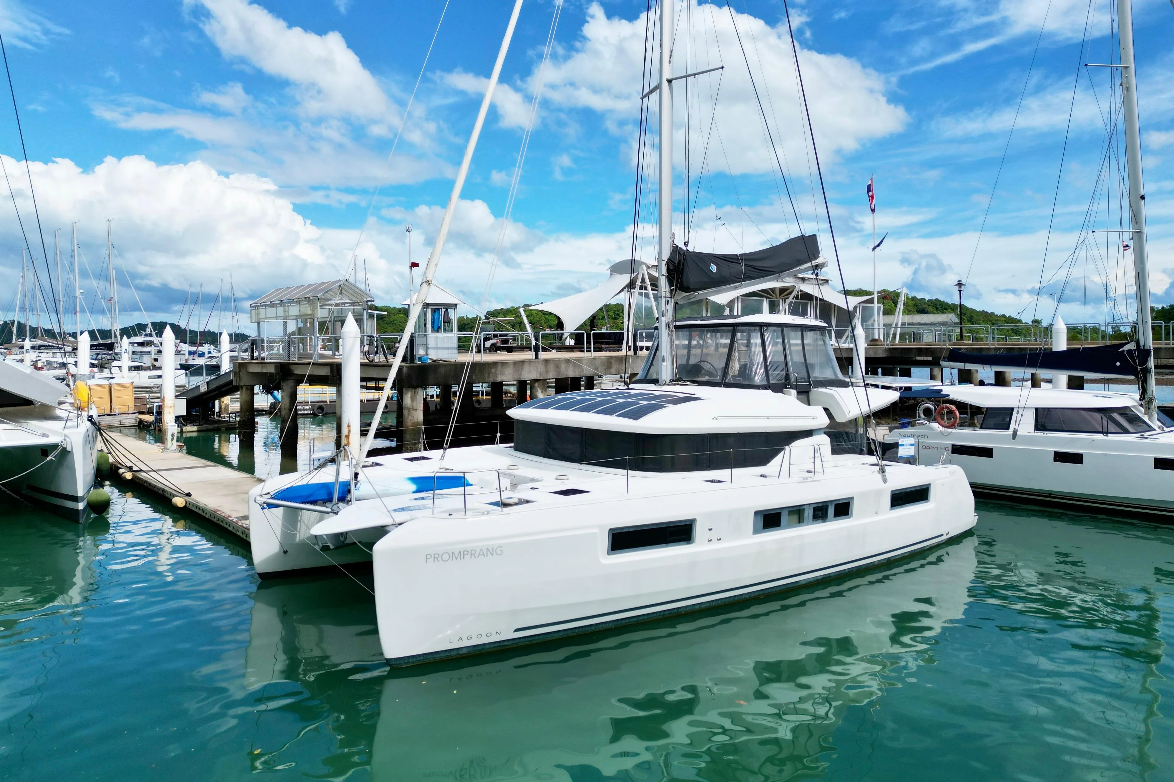 2020 Lagoon 50 yacht for sale in 