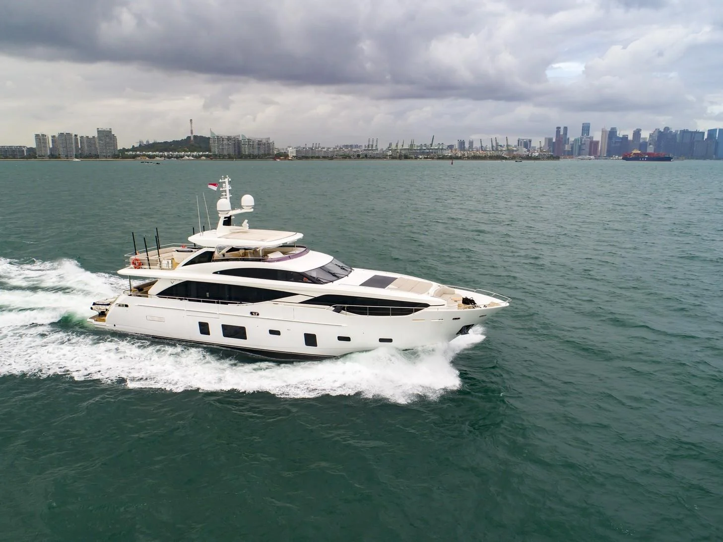 2017 Princess 30M