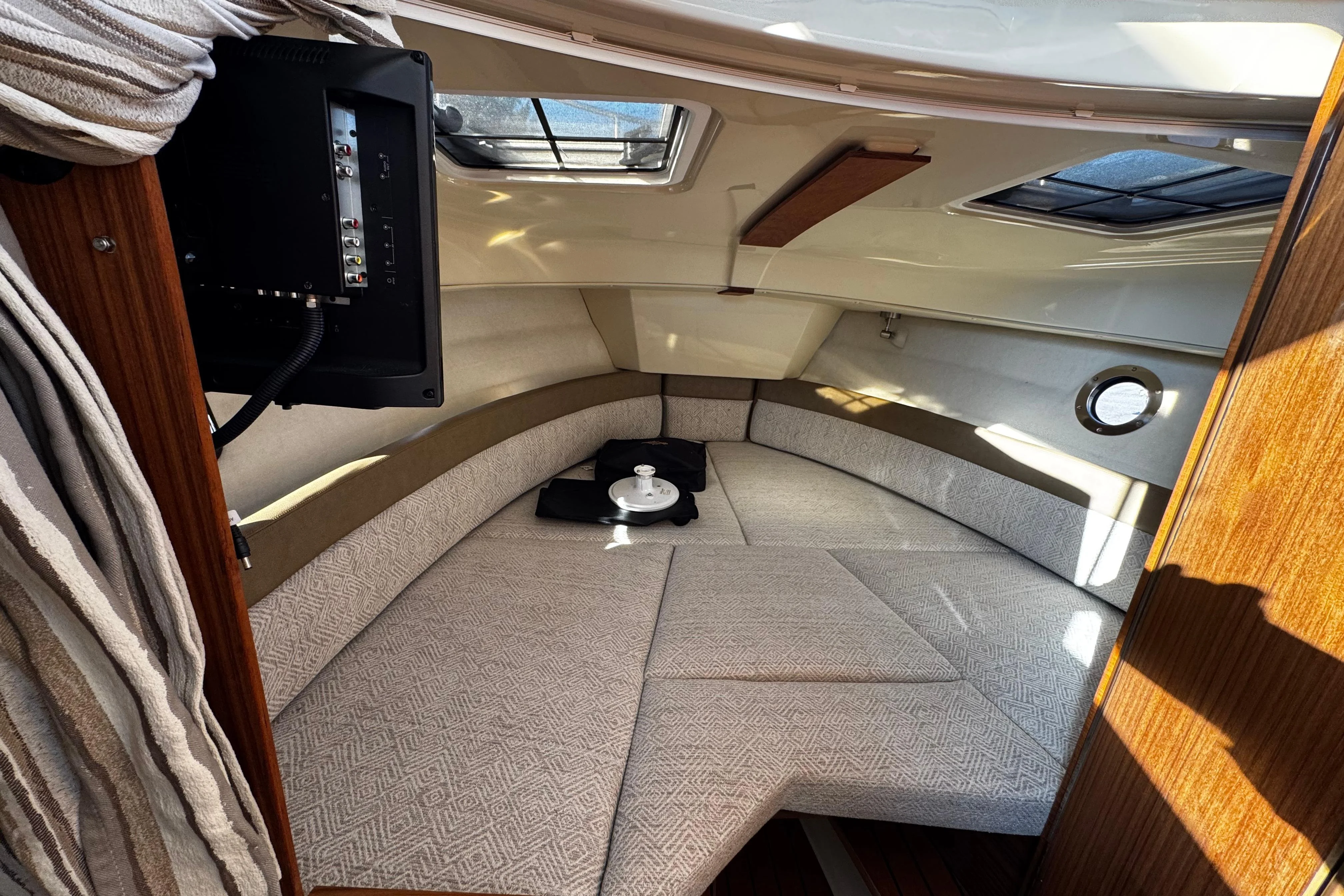2024 Ranger Tugs R-25 yacht for sale in 