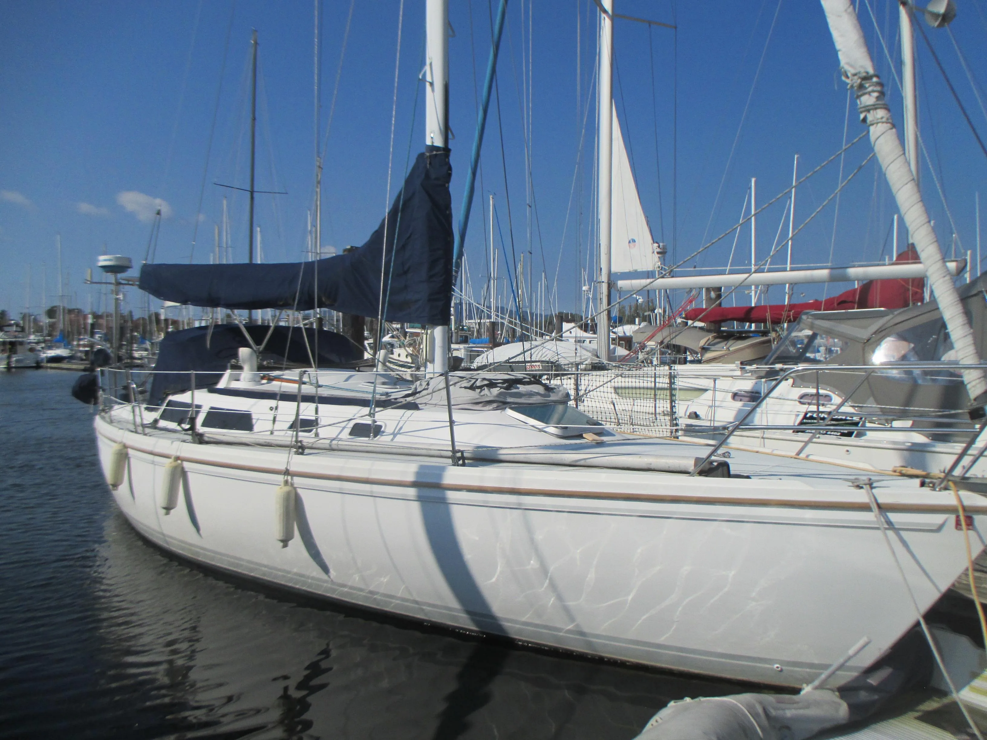 1990 Catalina 36 yacht for sale in 