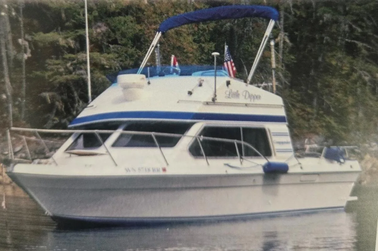 2001 Commander Flybridge Sedan