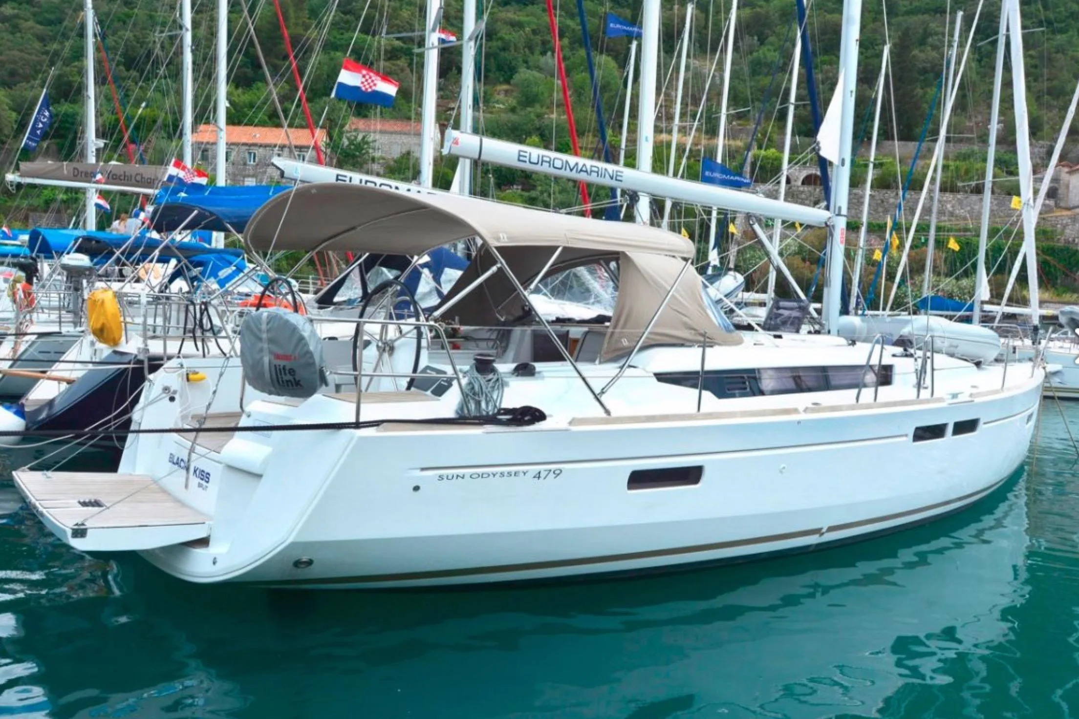 Jeanneau 4357